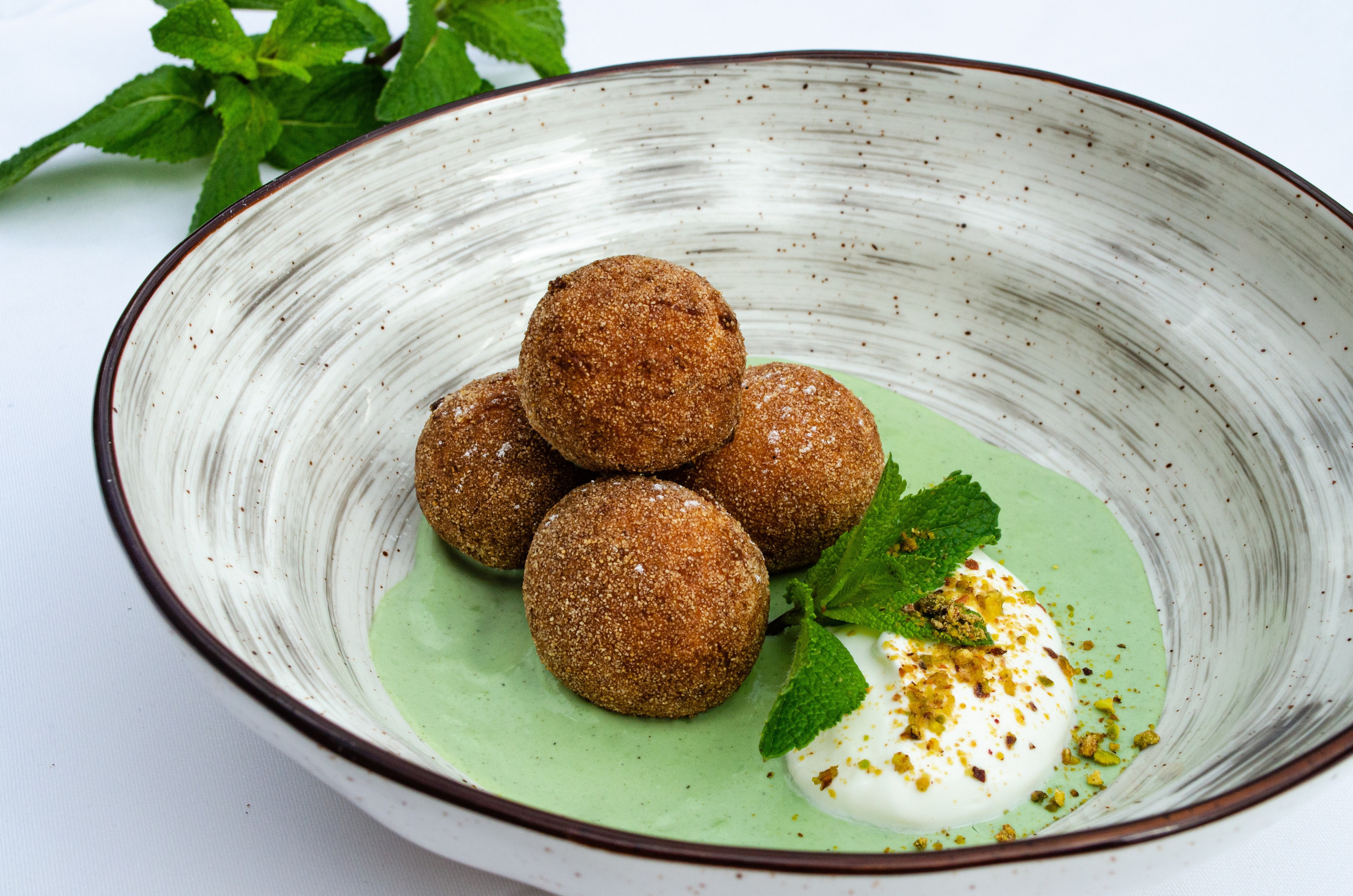 Роза Хутор Modys ресторан. Фотограф