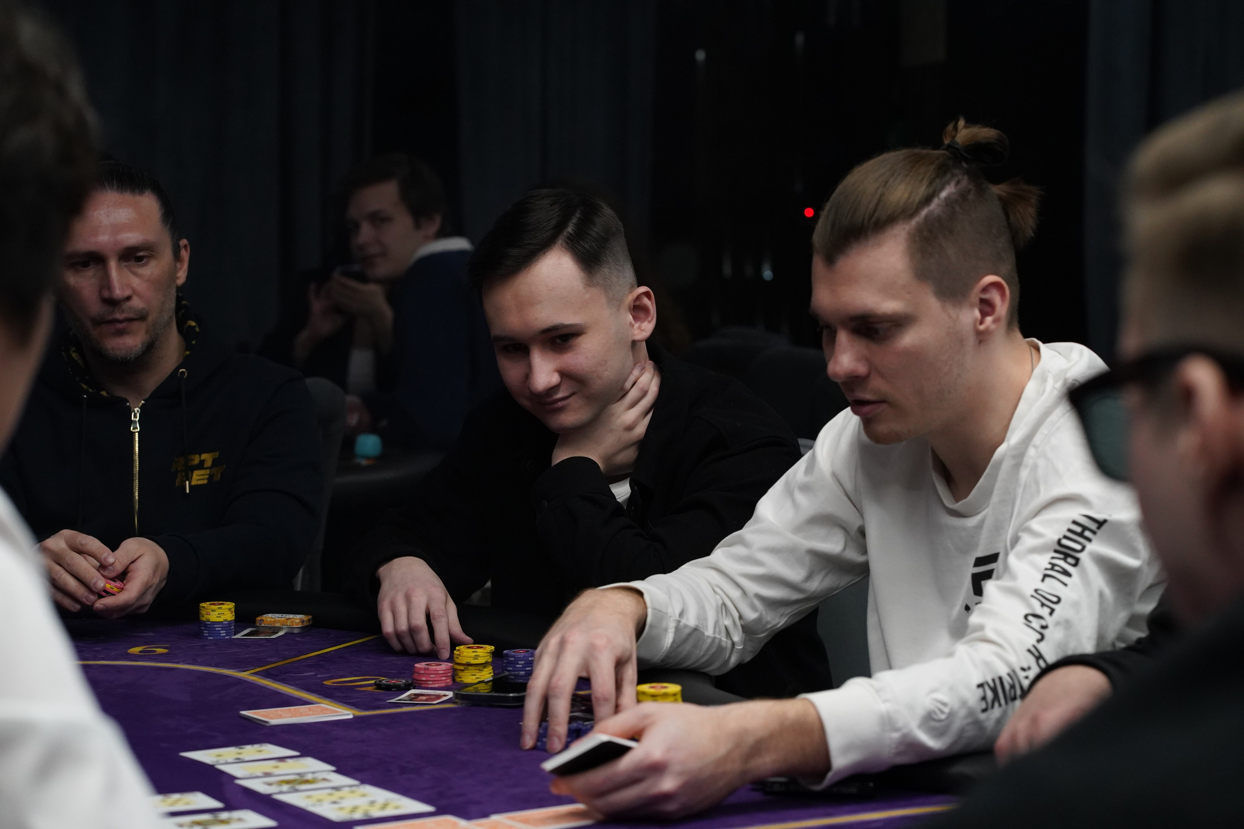 Покер. Фотограф