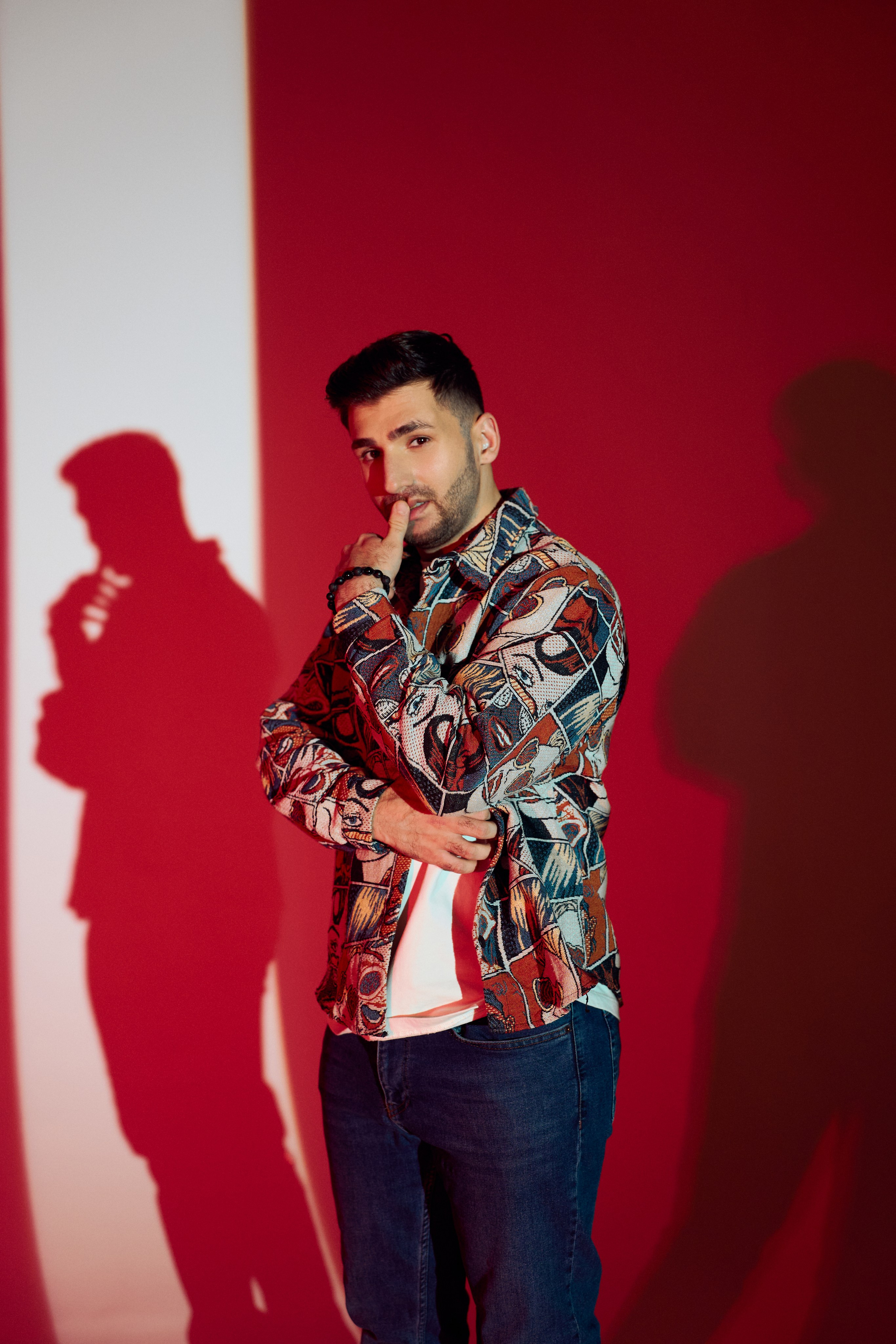 TIMANIO. Фотограф