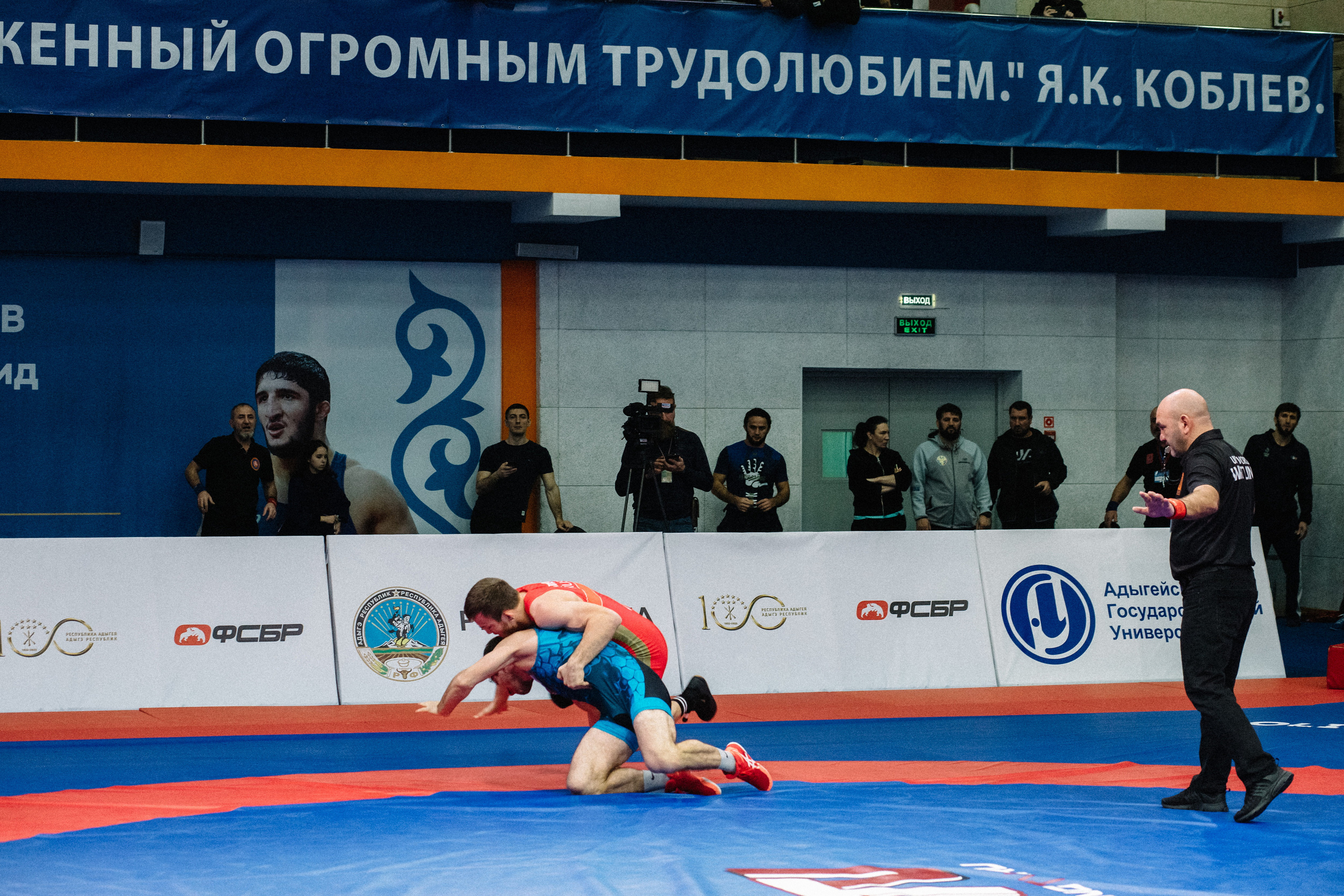 Кубок России по вольной борьбе среди мужчин | Майкоп 2022. Семейный и свадебный фотограф в Майкопе Михаил Мартиросян
