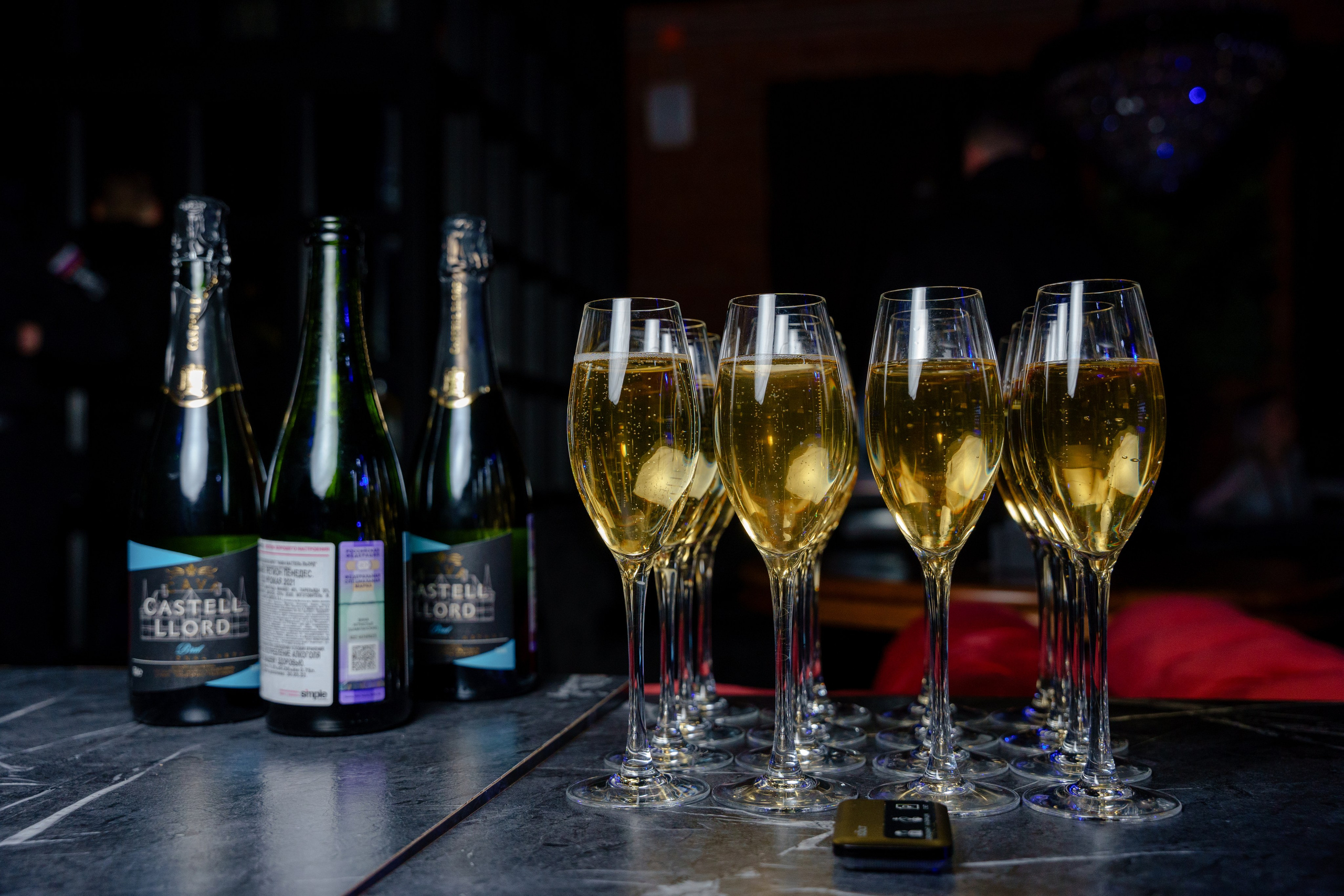 Crypto Summit 2024 After Party в SMOKE DOG. Репортажный фотограф Москва Сергей Дружинин