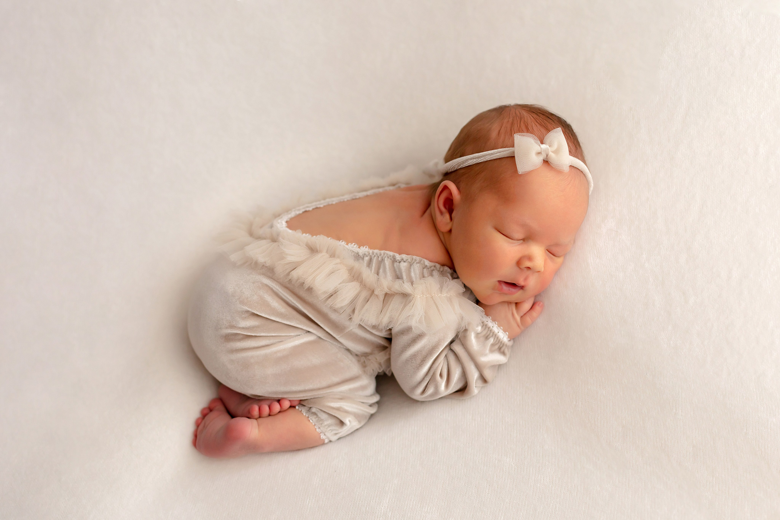 Новорожденные до 28 дней. Фотограф новорожденных в Тюмени