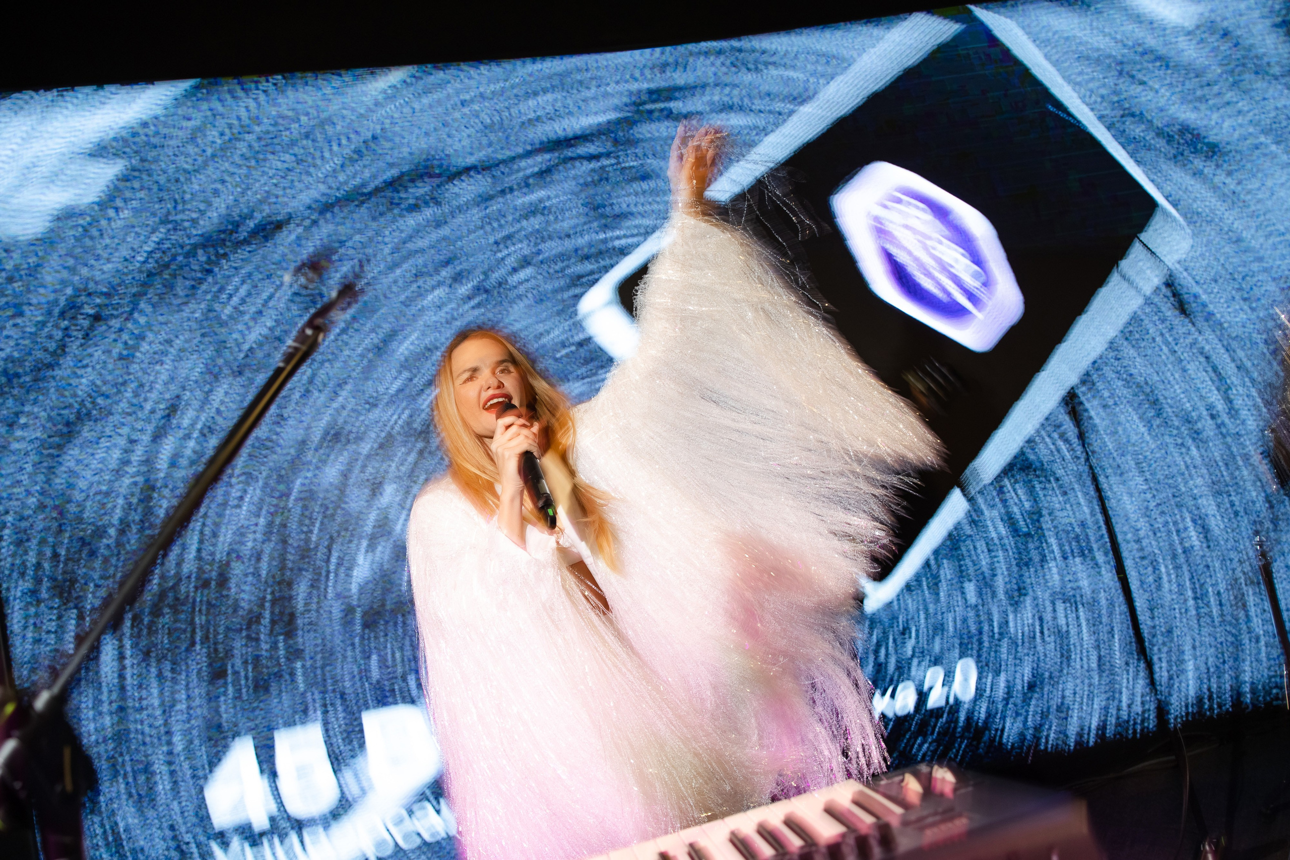 Презентация Infinix. Свадебный репортажный фотограф в Москве