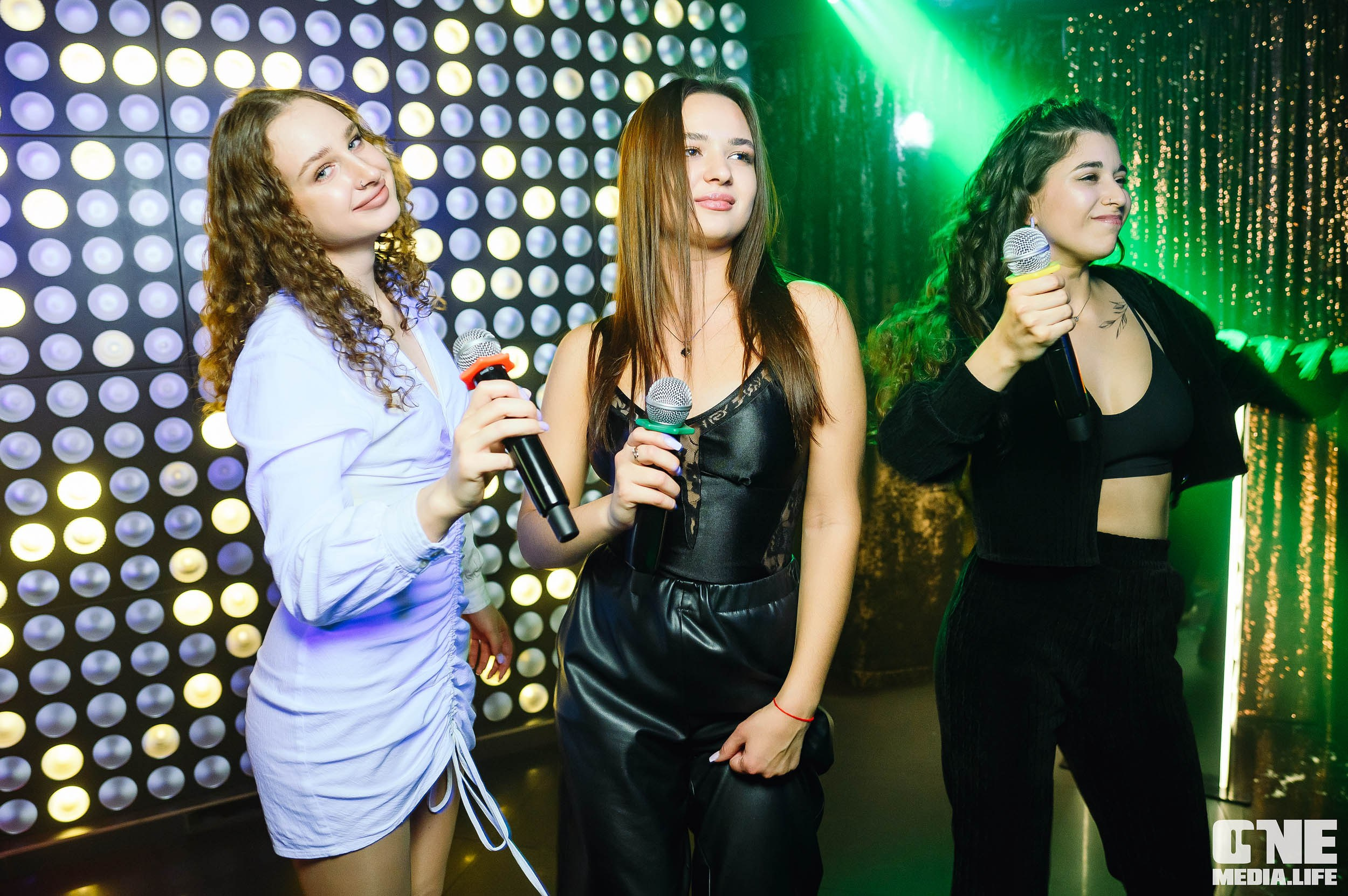 Фотоотчет из караоке-клуба Эйфория. One Media Life: фоторепортажи, фотоотчеты с мероприятий и заведений