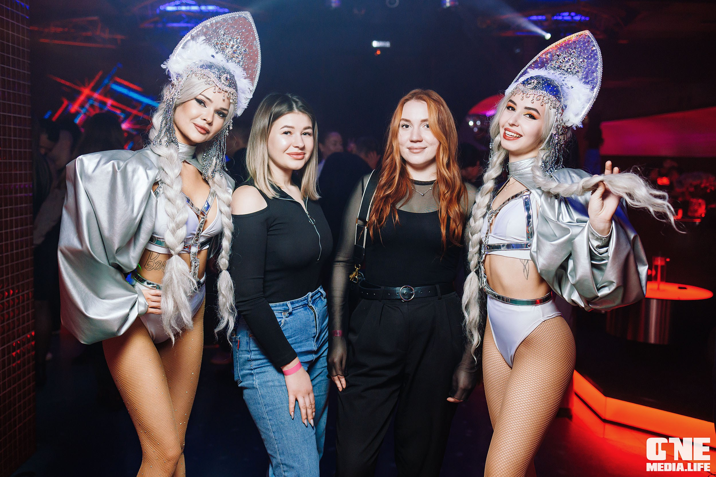 Фоторепортаж из Планеты. One Media Life: фоторепортажи, фотоотчеты с мероприятий и заведений