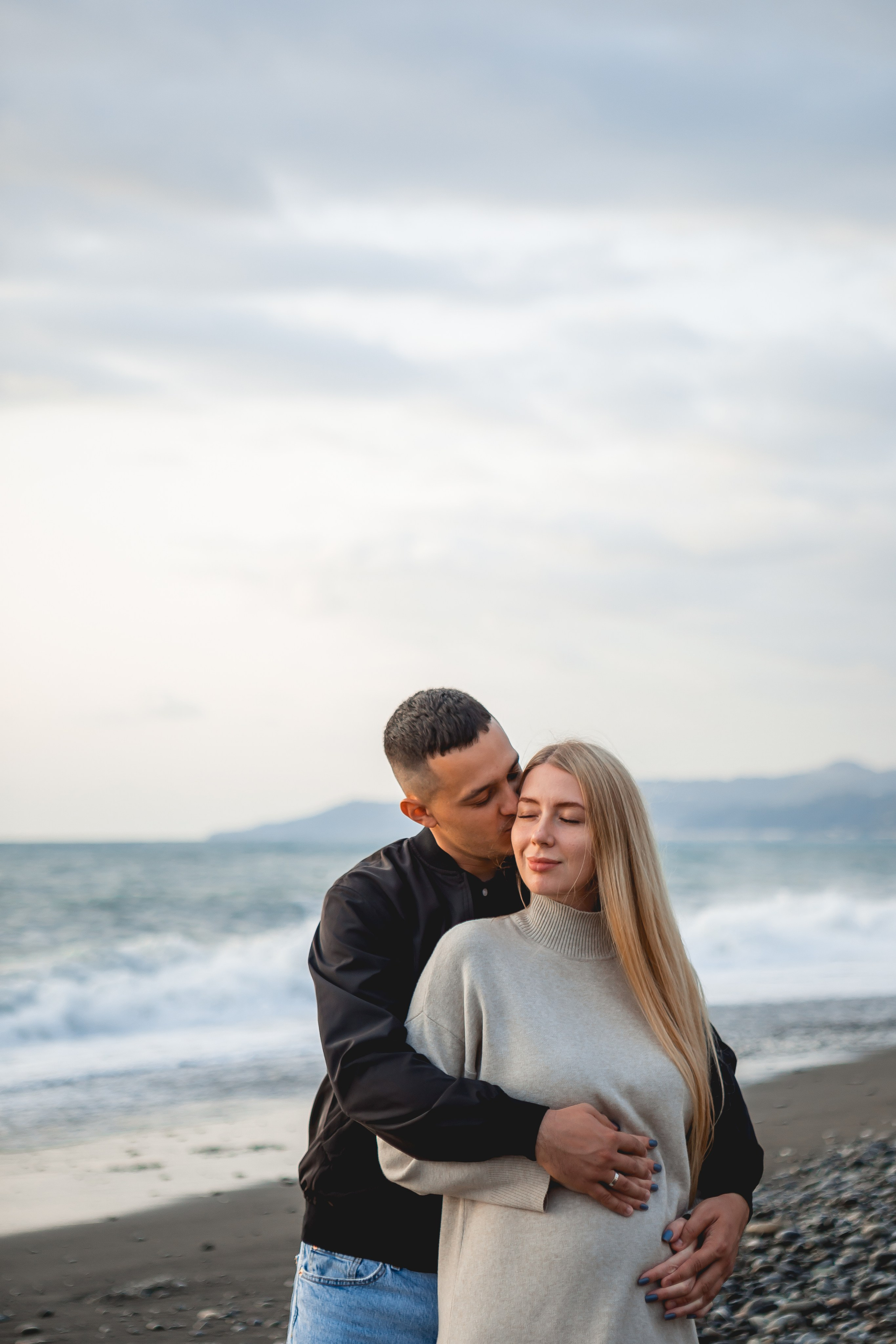 Уютный животик. Семейный и свадебный фотограф Сочи Адлер Сириус Красная поляна