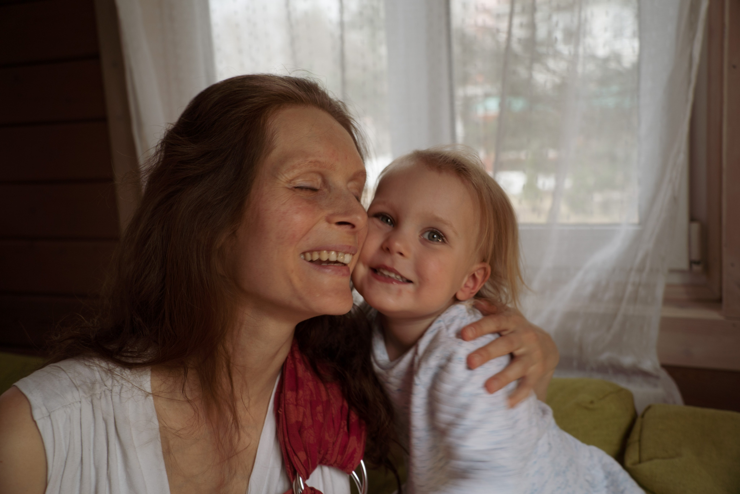 Домашняя фотосессия с двумя детьми. Видеограф Осинина Татьяна — видеосъемка в Москве