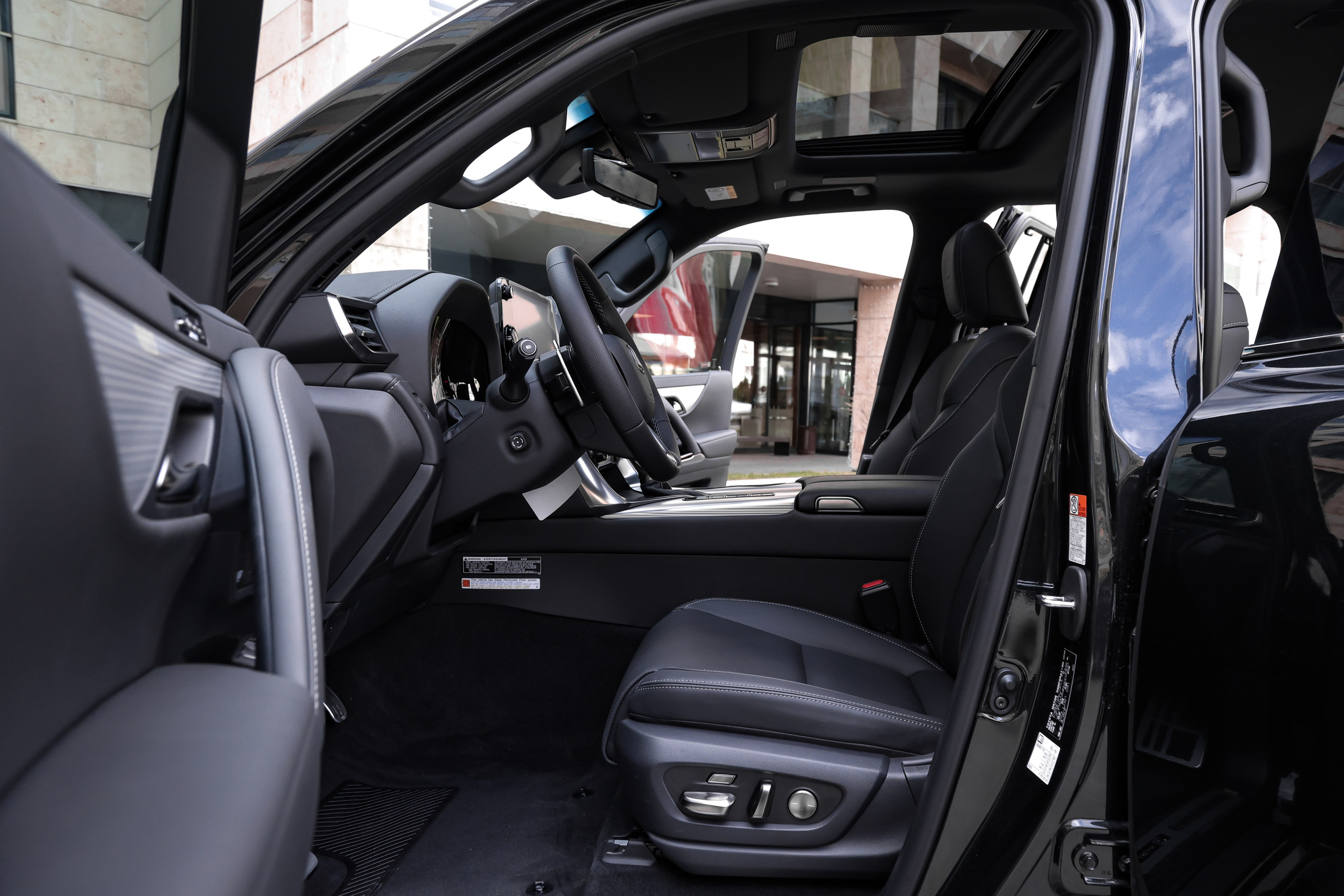 2024 LEXUS LX 500d. Mixturecaptures