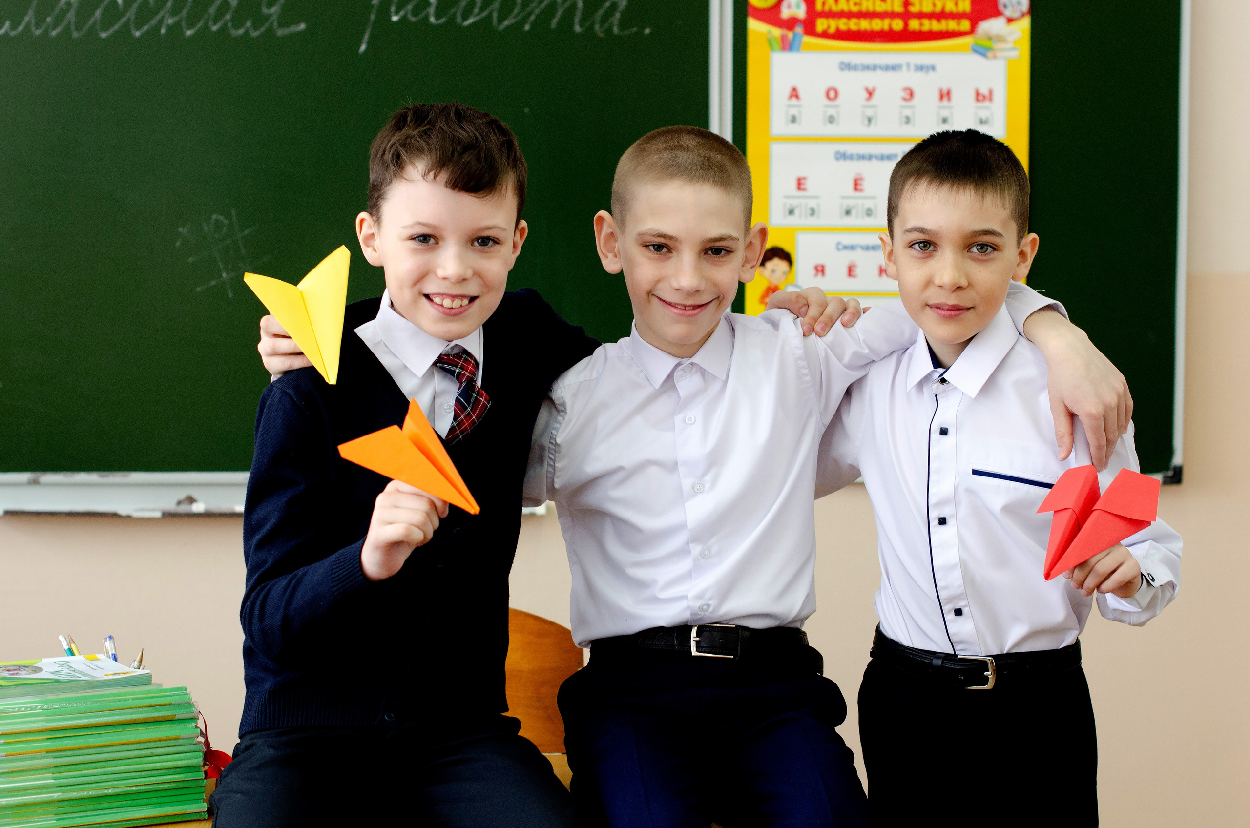 Фотосессия на альбом «Прощай начальная школа». Фотограф в Хабаровске