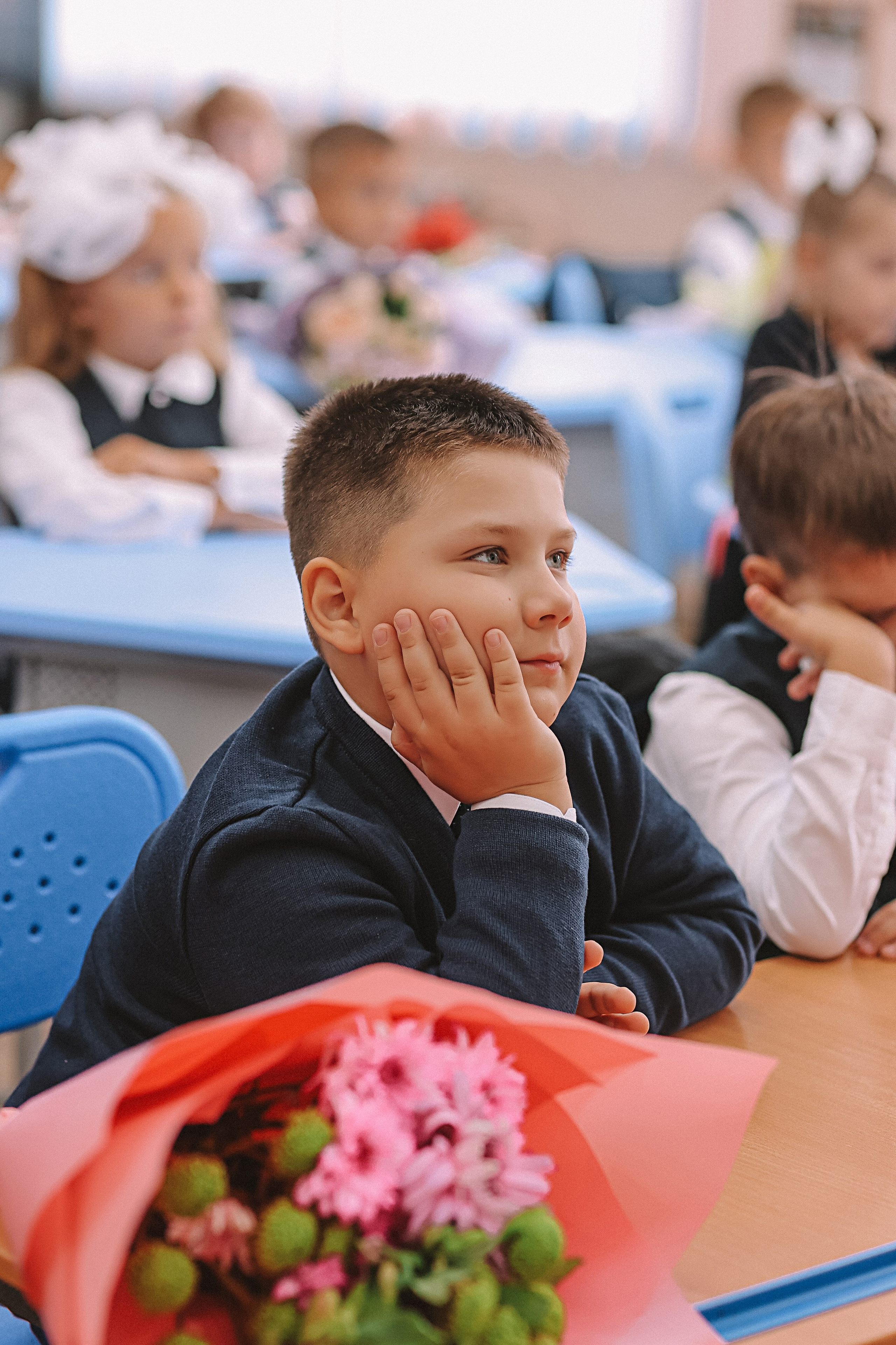 1 сентября линейка+кл час+портреты. Семейный фотограф Тюмень, фотограф на роды Салмина Мария