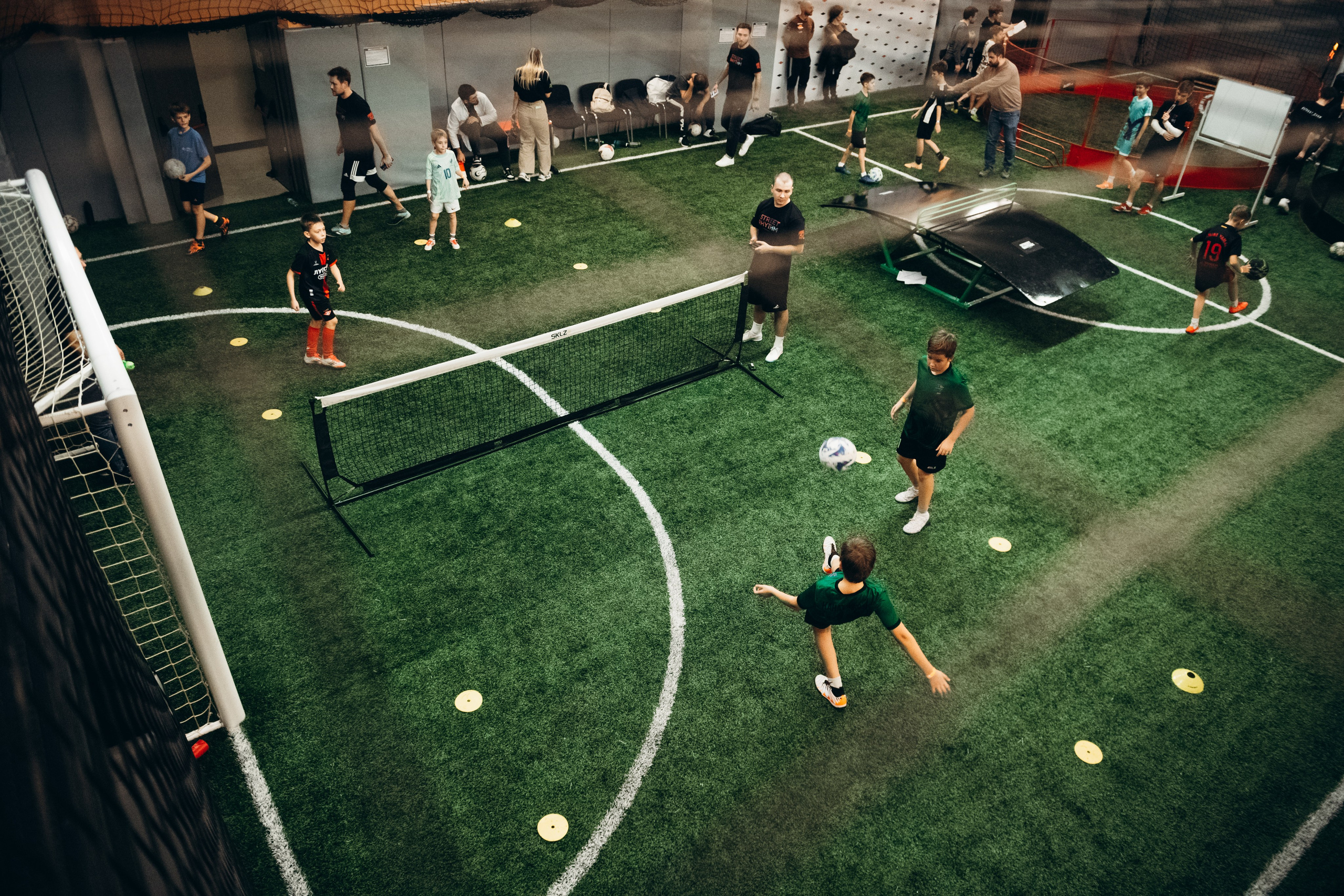 Турнир по футбольному фристайлу, панне и теннисболу