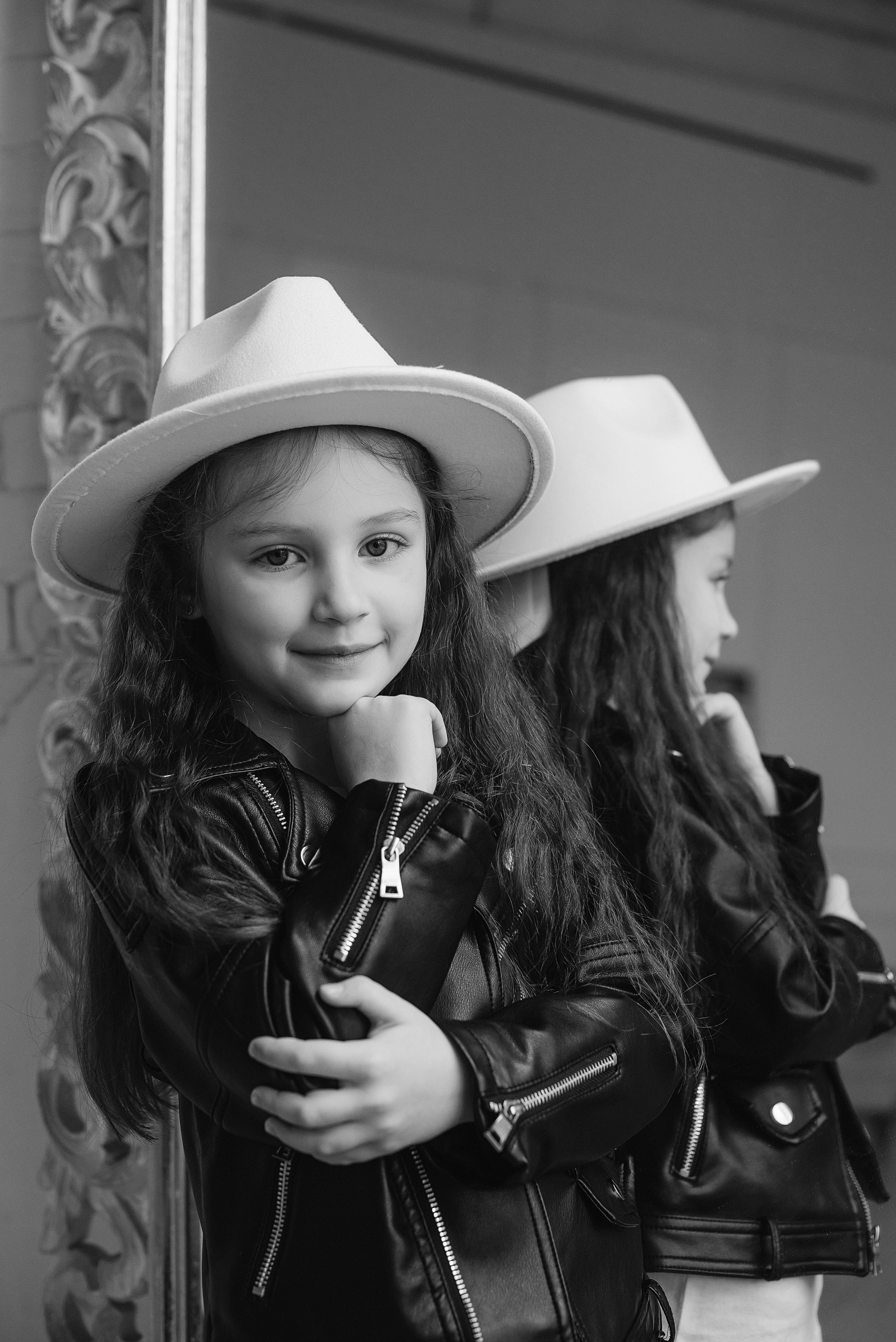 Семейная фотосессия в студии. Семейный и детский фотограф в Обнинске, Калуге, Москве