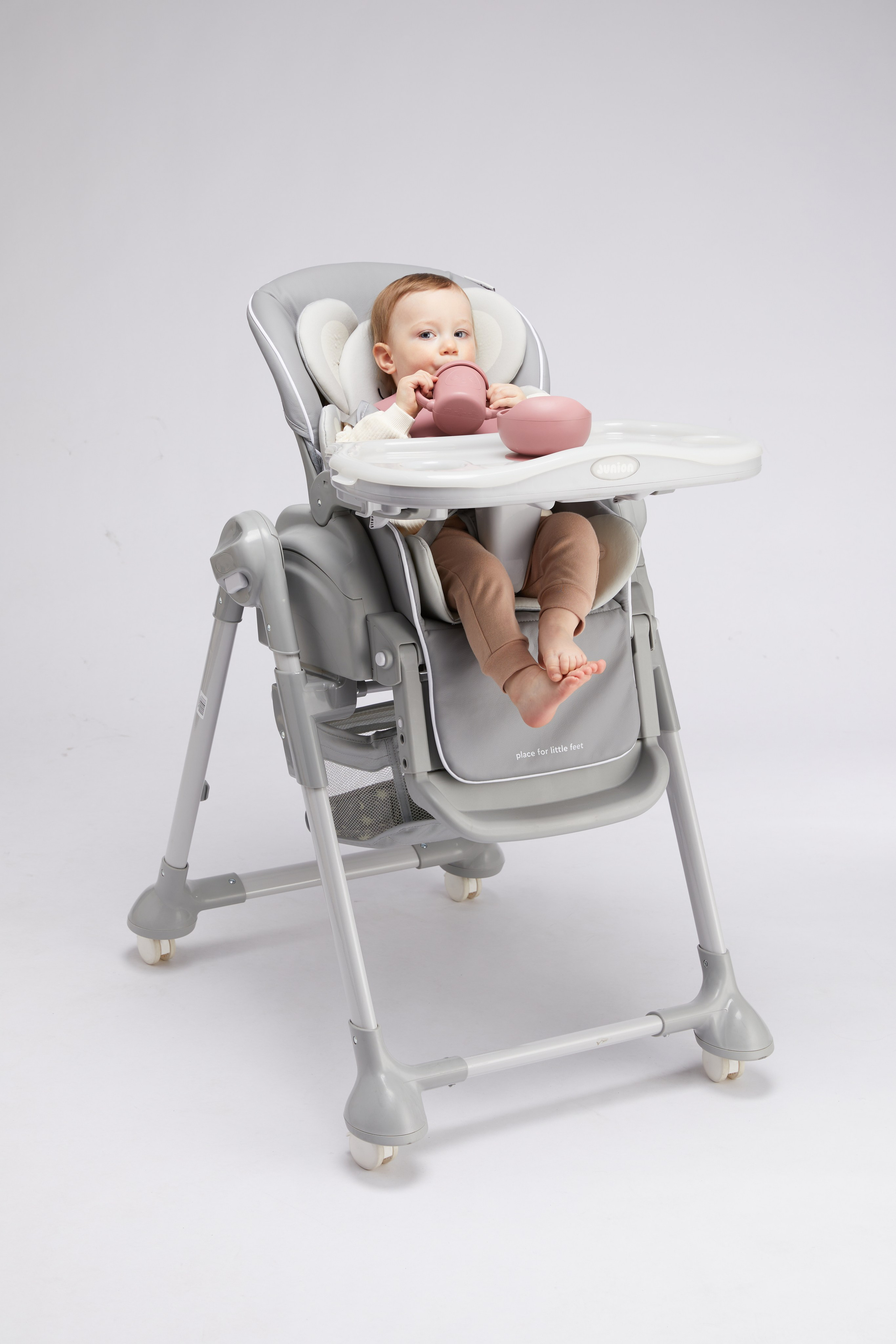 Стульчик для кормления Junion. Олег Дмитриев