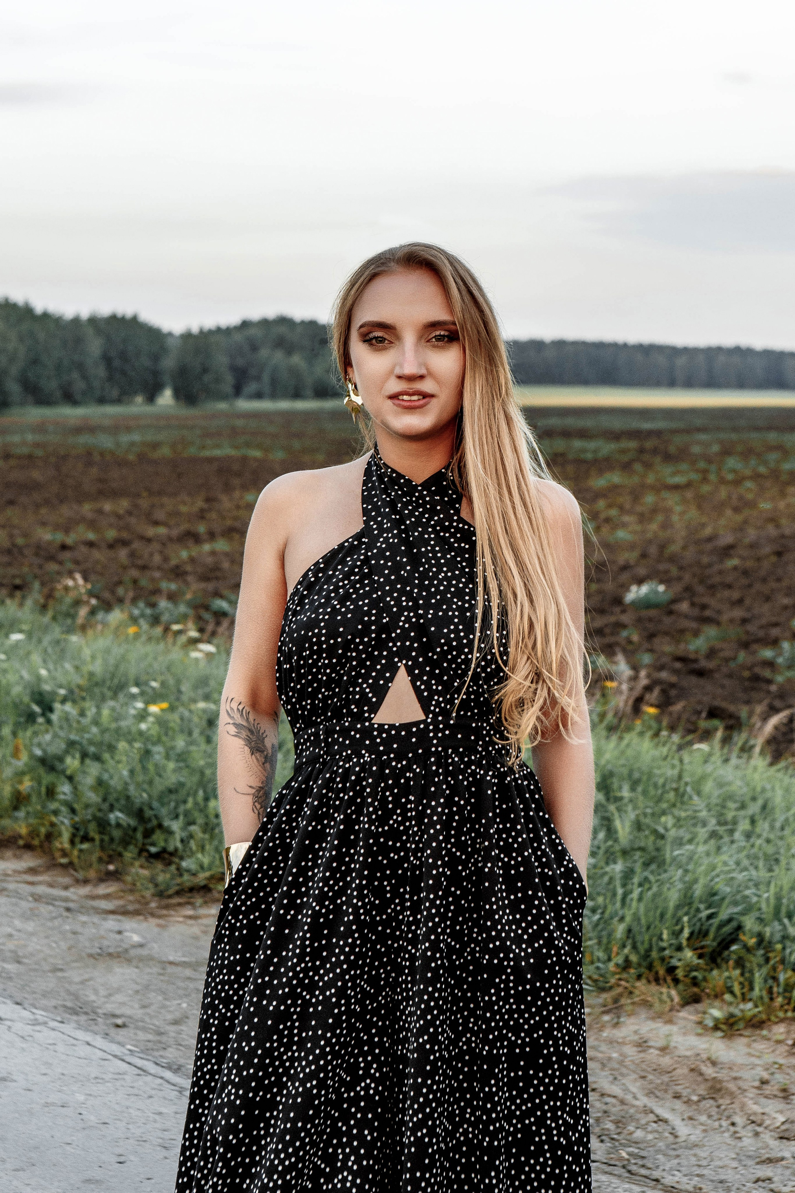 В поле. Фотограф Екатерина Голицына