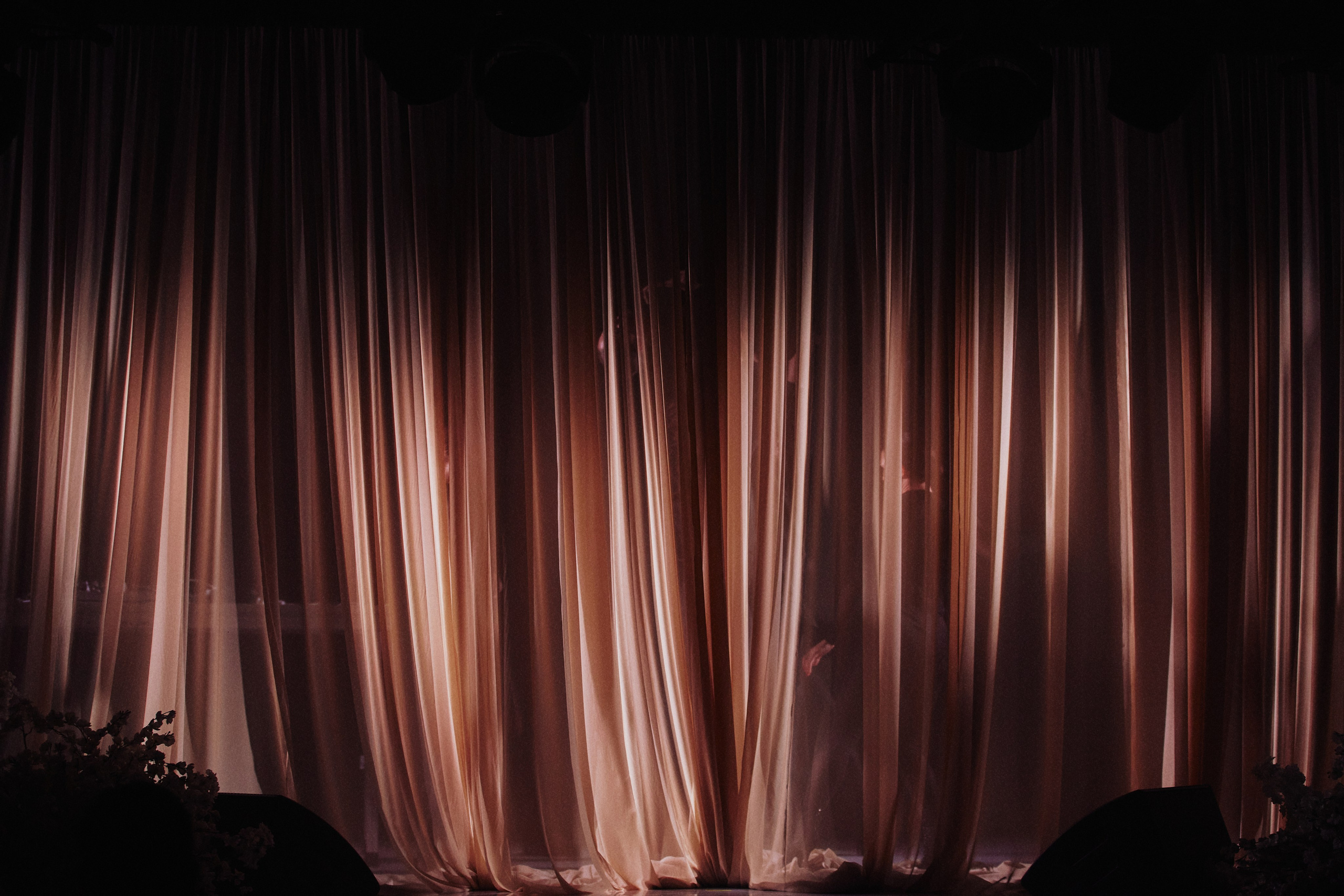 REFLECTIONS: A TRAIL OF FEELINGS. Дмитрий Мазуркевич: Профессиональный Репортажный Фотограф