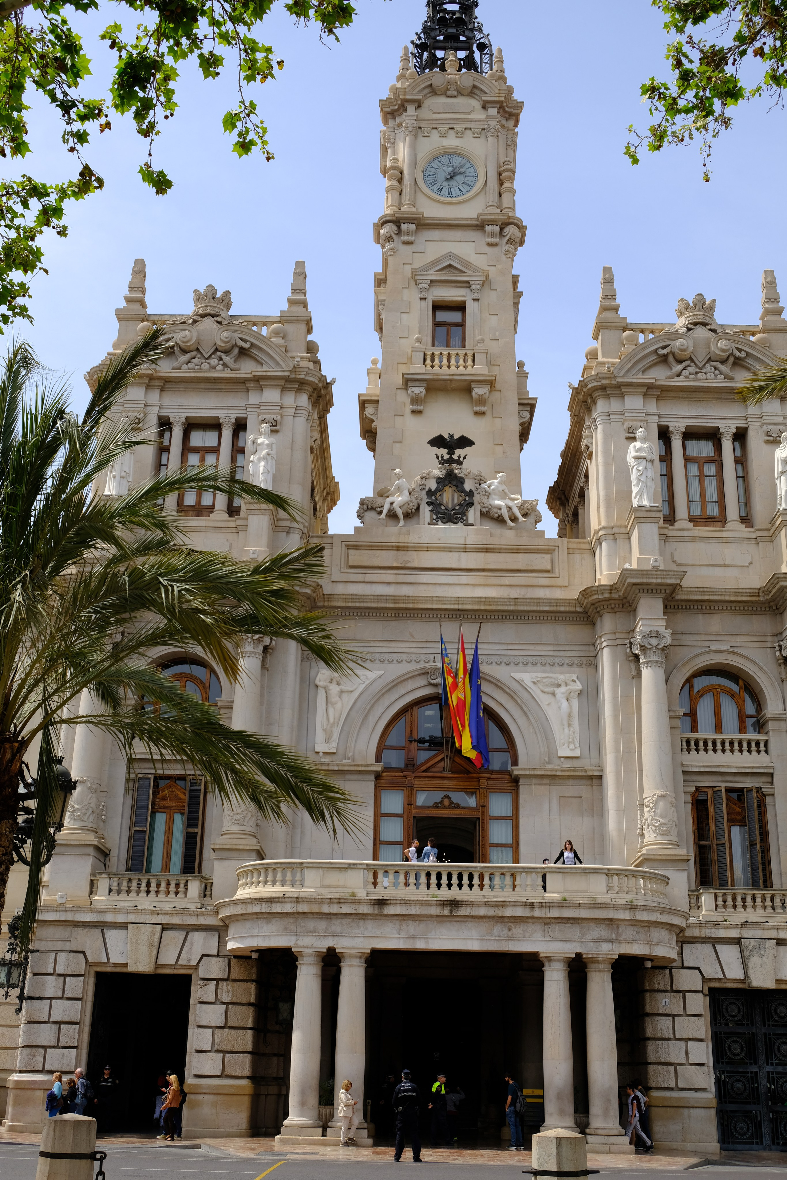 Место встречи — экскурсия из Старого города в Город искусств и наук. Гид и фотограф в Валенсии Новиков Михаил