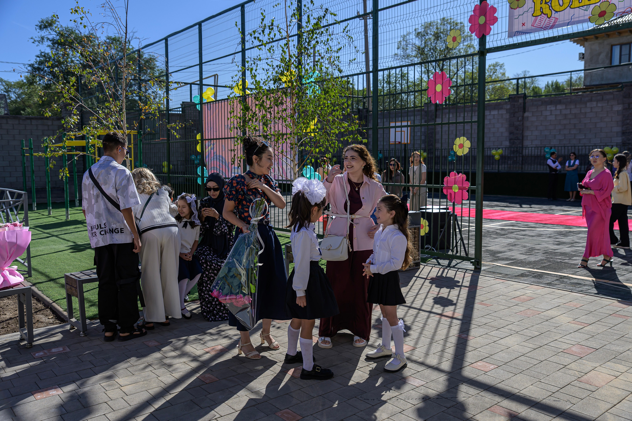 Фотосъемка мероприятия  1 Сентября в Abay International Shool. Фотограф в Алматы Егор Поленов