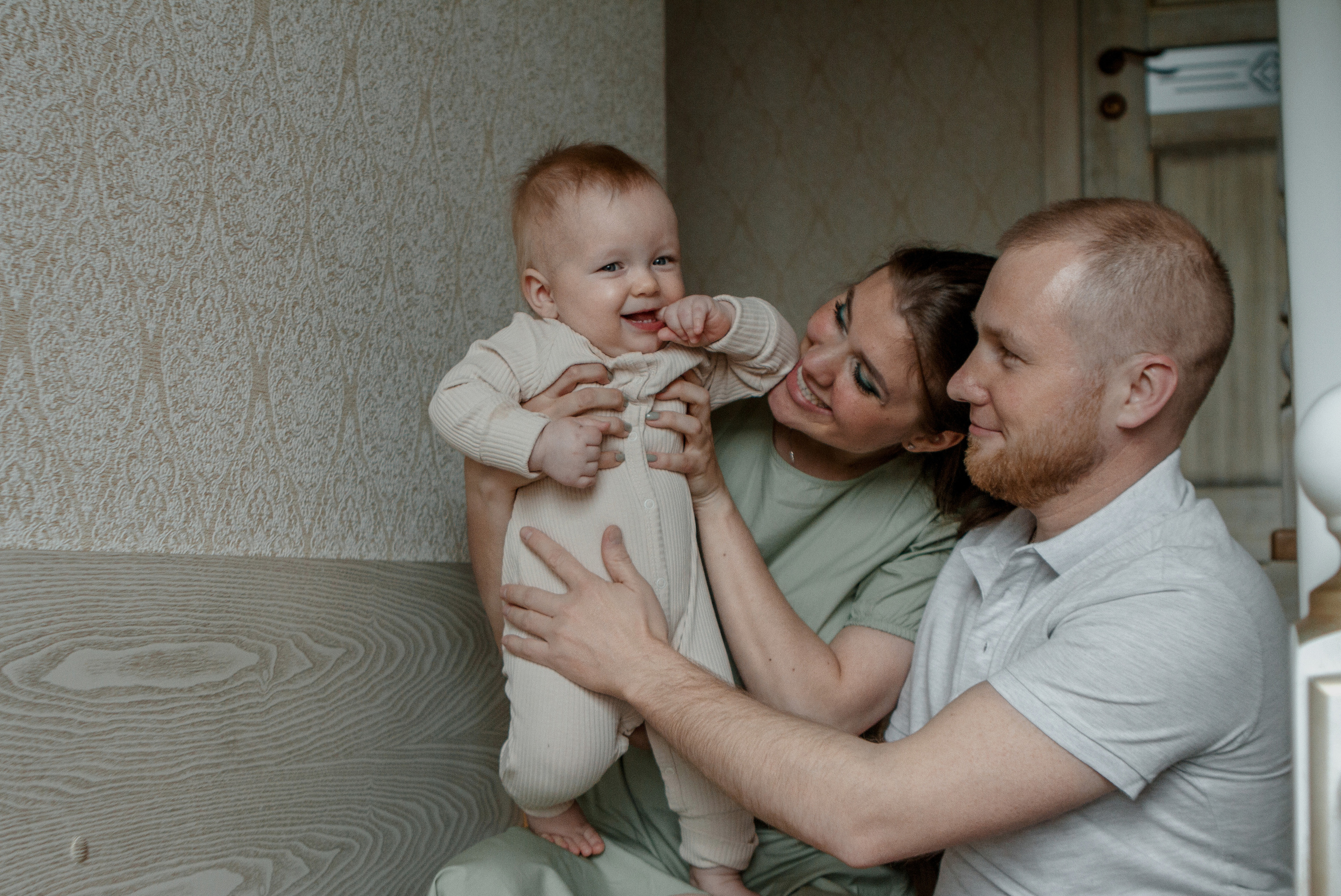 Семейная домашняя съёмка. Свадебный и семейный фотограф Ибрагимова Мария из Екатеринбурга