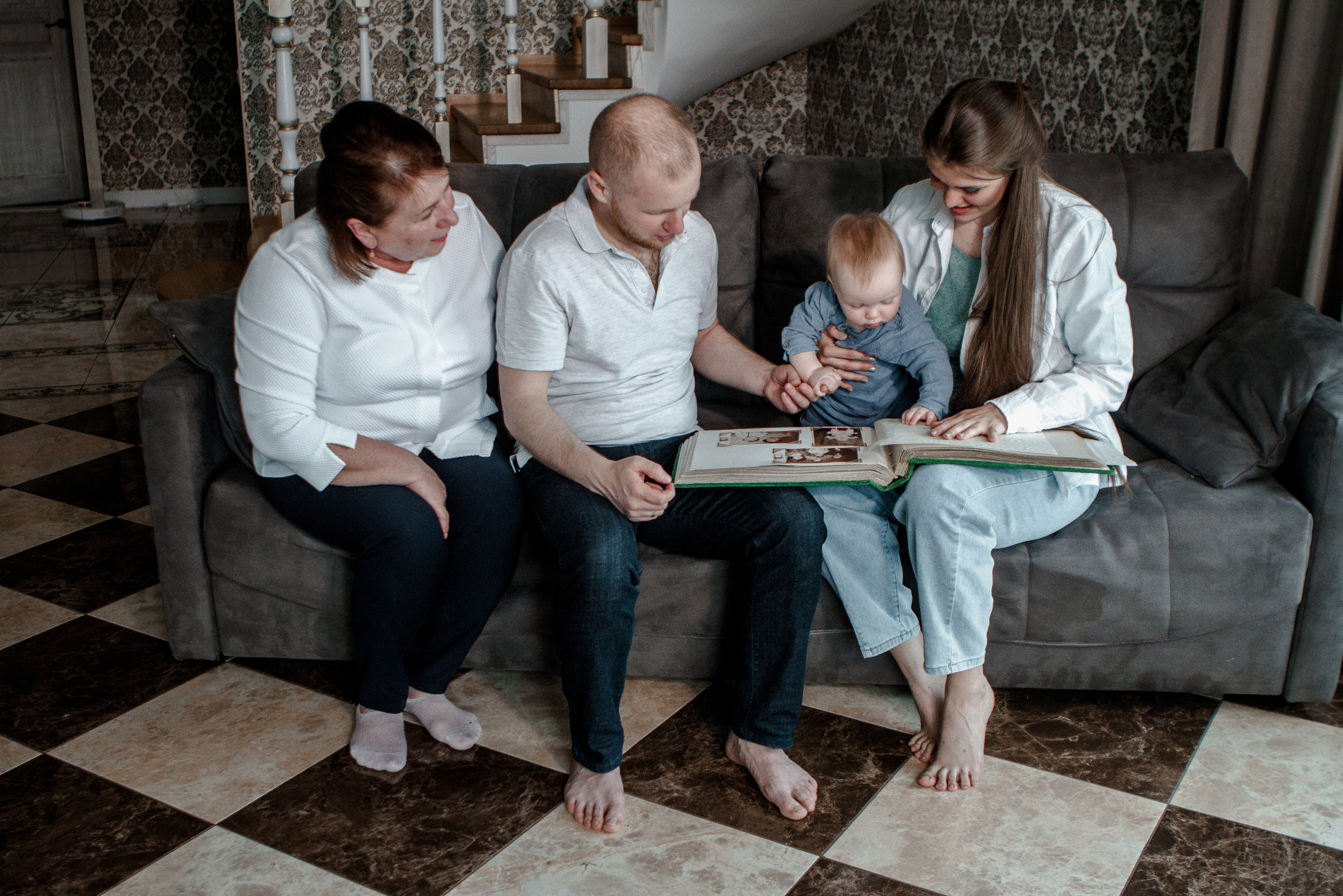 Семейная домашняя съёмка. Свадебный и семейный фотограф Ибрагимова Мария из Екатеринбурга