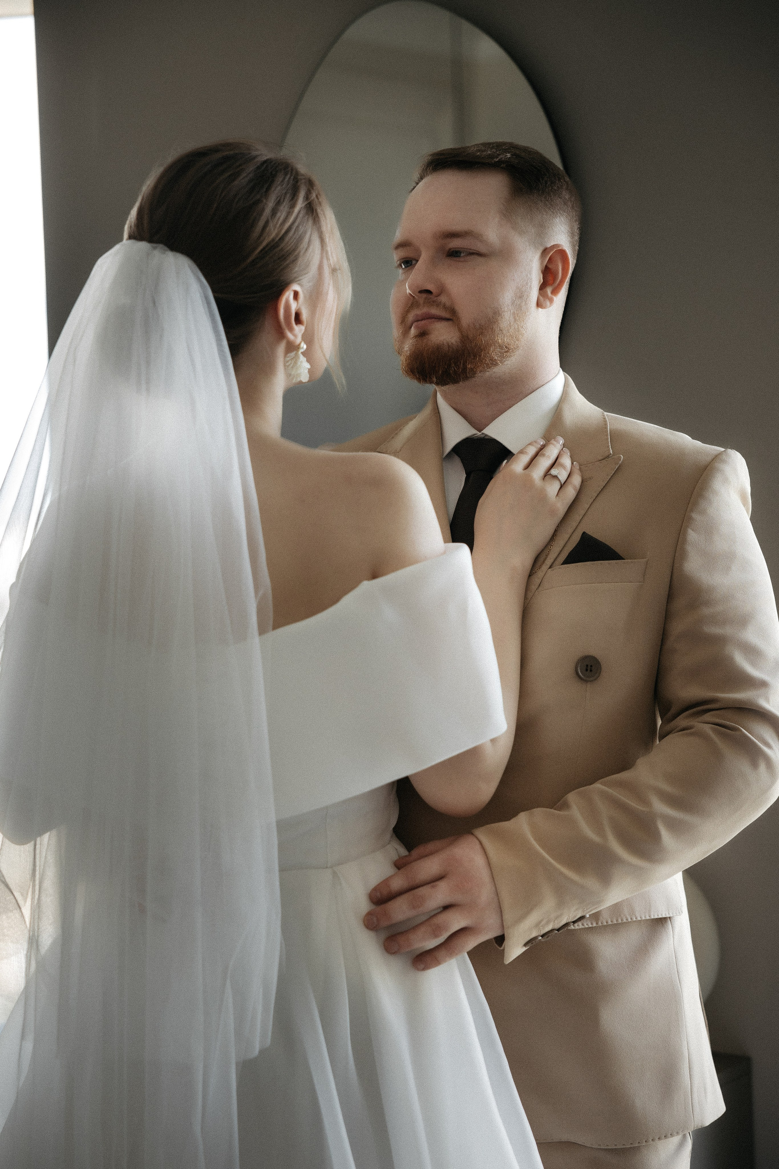 Утро невесты и свадебная фотосессия на теплоходе по Москве-реке