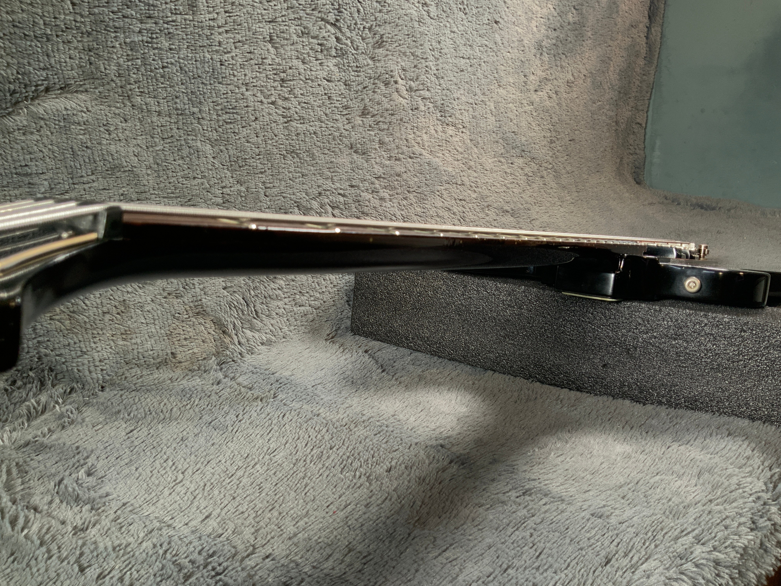 Epiphone Thunderbird IV China 2000's