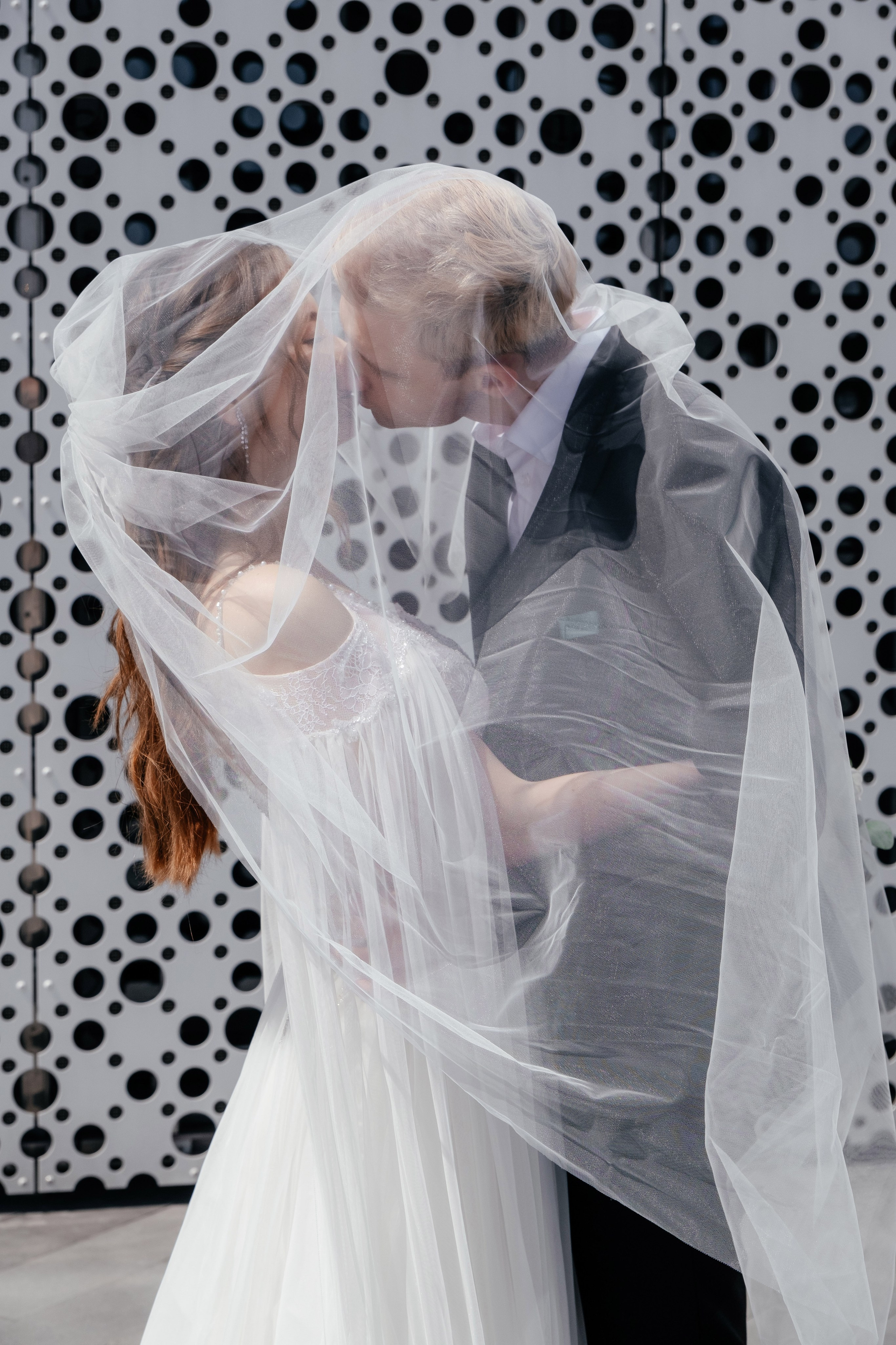 Фотограф на свадьбу в Екатеринбурге. Свадебный фотограф в Екатеринбурге — заказ профессиональной фотосесии, все виды фотосъемки