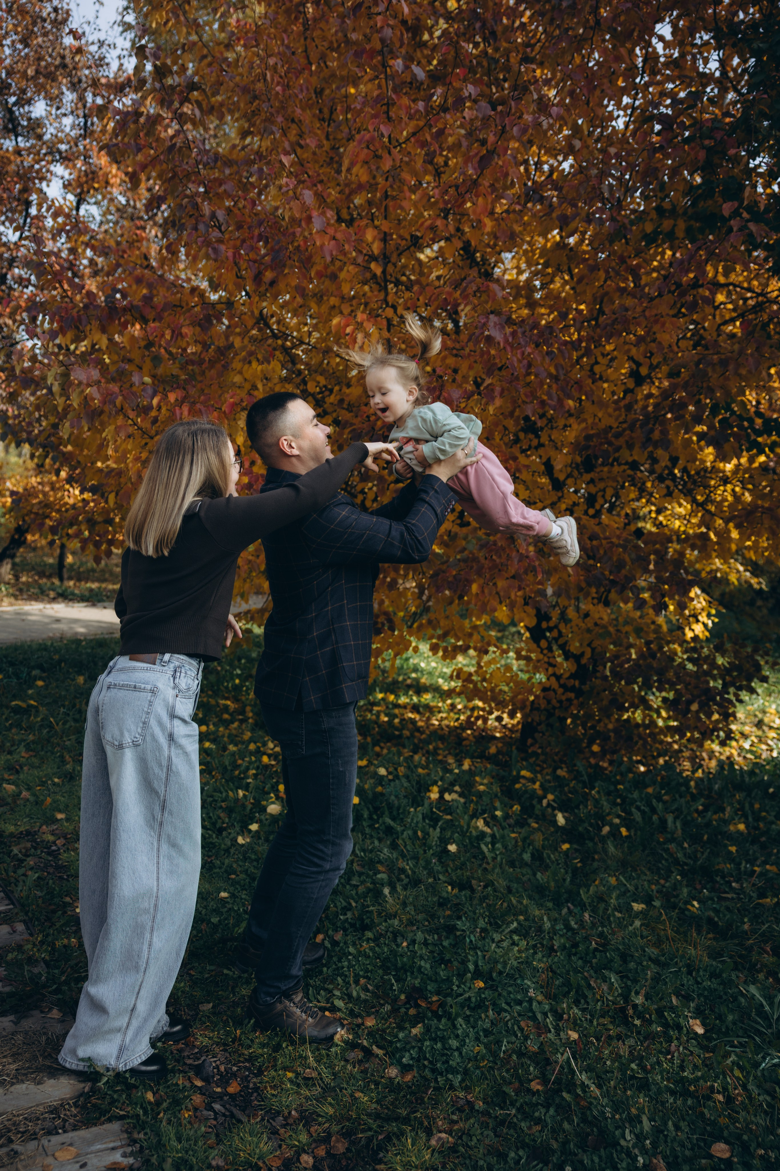 Тёплая осень. Свадебный, семейный фотограф в Иркутске Светлана Макаричева