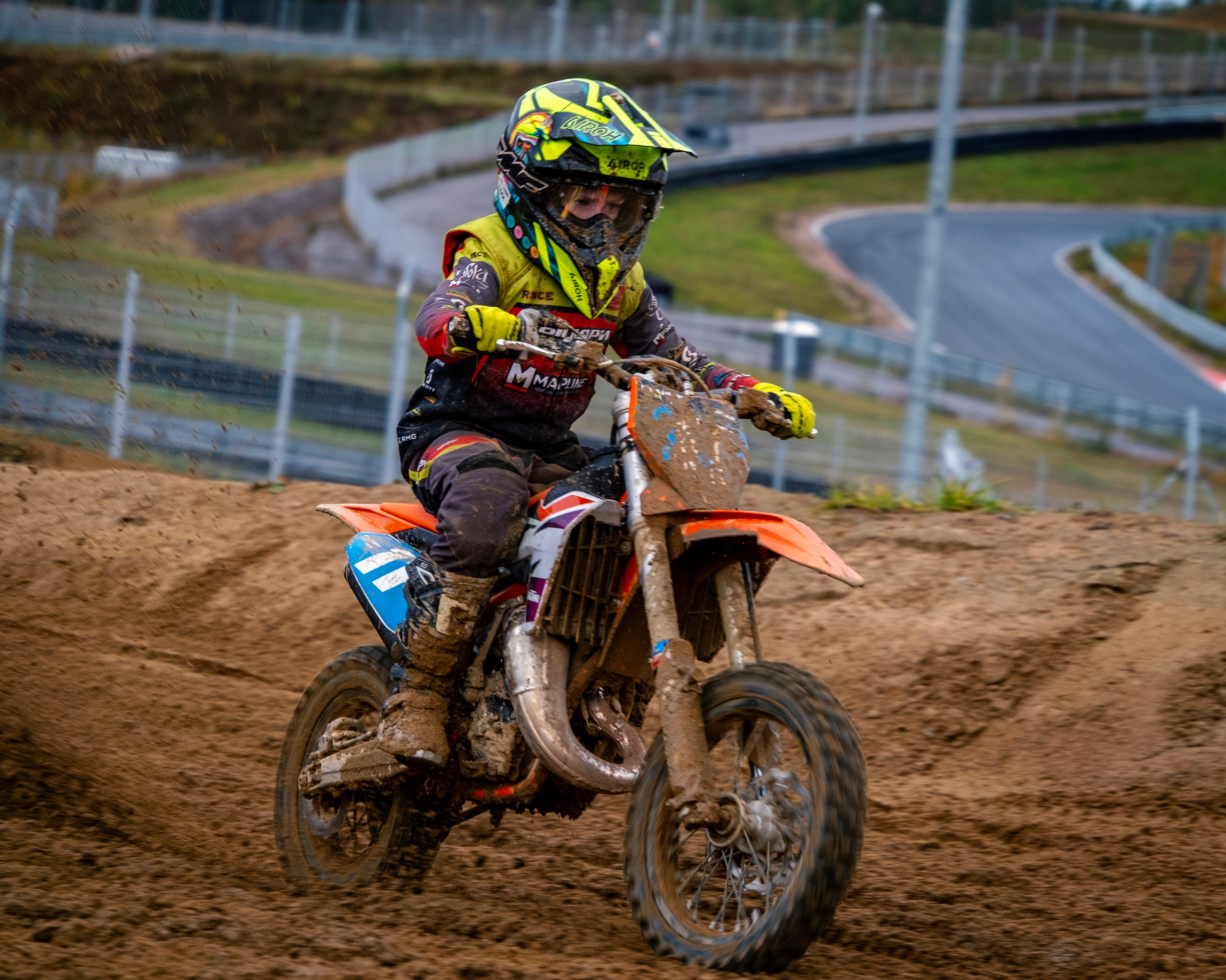 Мотокросс (Игора Драйв). Автомобильные фотографии и рисунки в Санкт-Петербурги Пашков Дмитрий