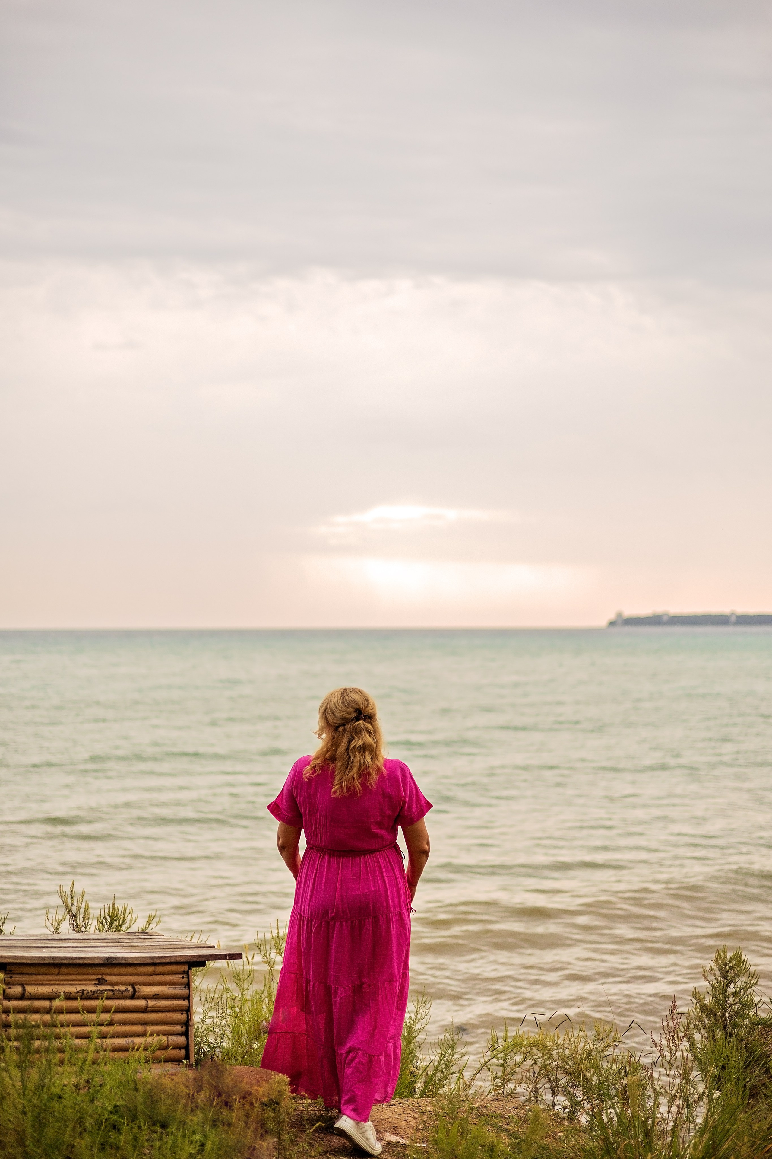 Девушка и море. Свадебный и семейный фотограф в Абхазии Эля Цишба