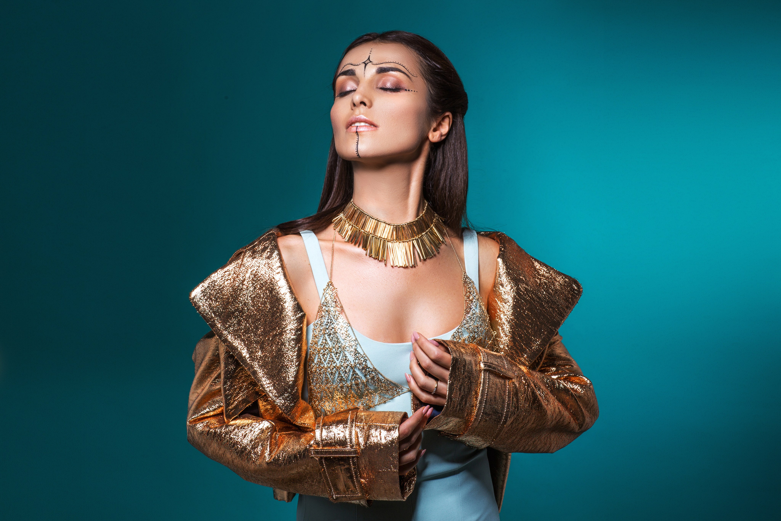 СЕЛЕБРИТИ. Жиркова Ирина — фотограф для брендов в Москве