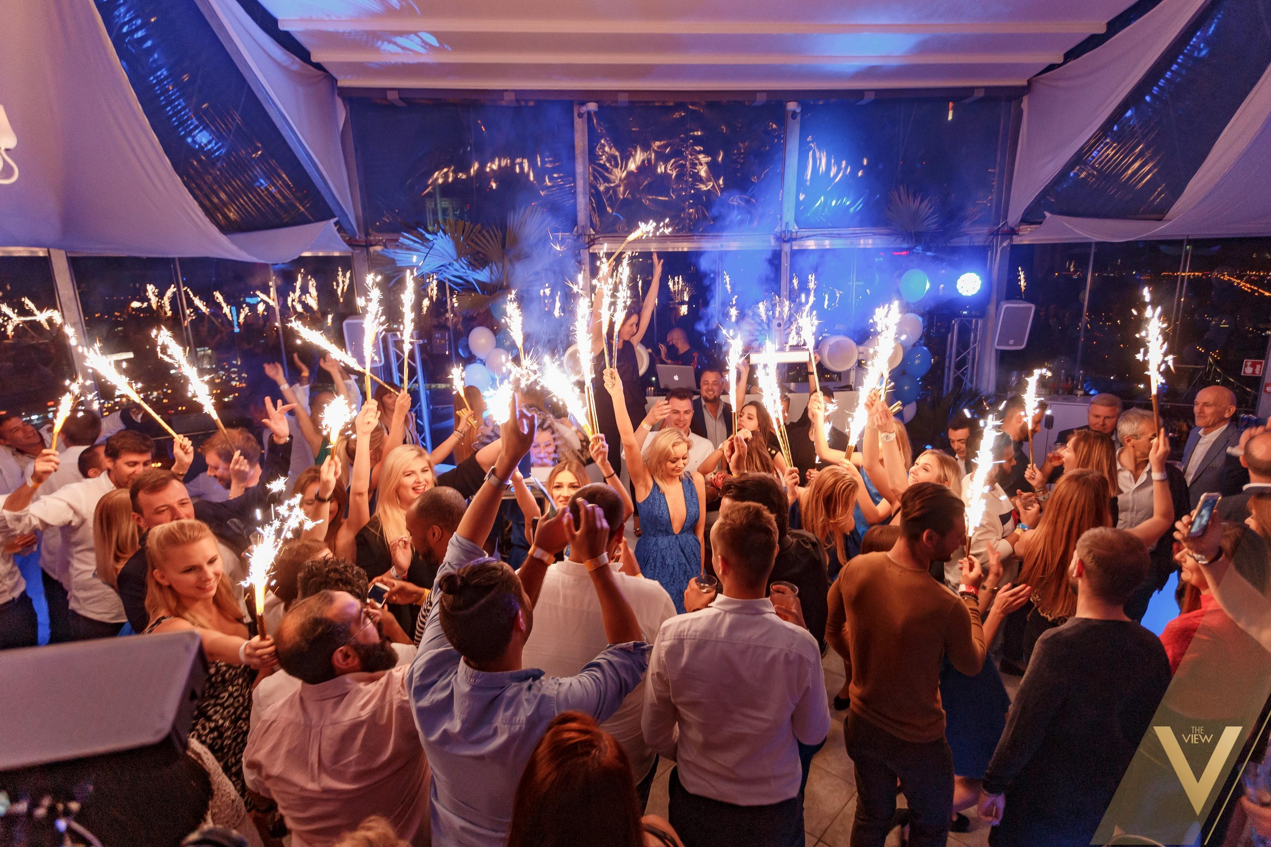 Parties. Alex Kibuk — Fotografia Imprez Firmowych i Eventów w Warszawie