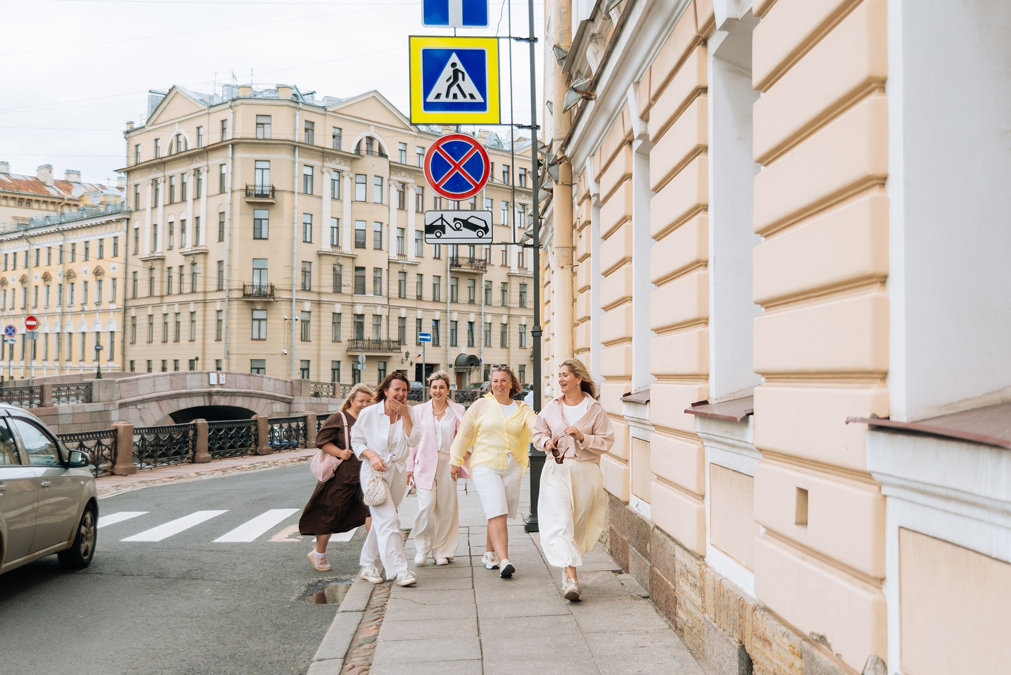 Прогулка по Питеру. Июнь 26. Репортажный фотограф в Санкт-Петербурге Анастасия Клёпова