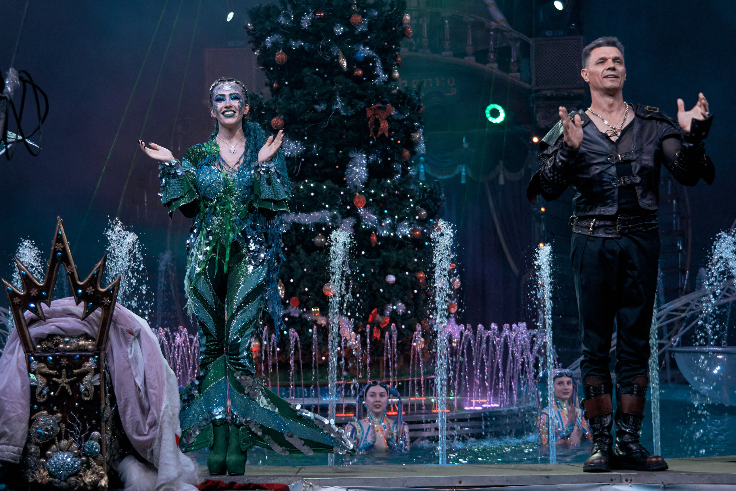 Цирк «На воде». Фотограф