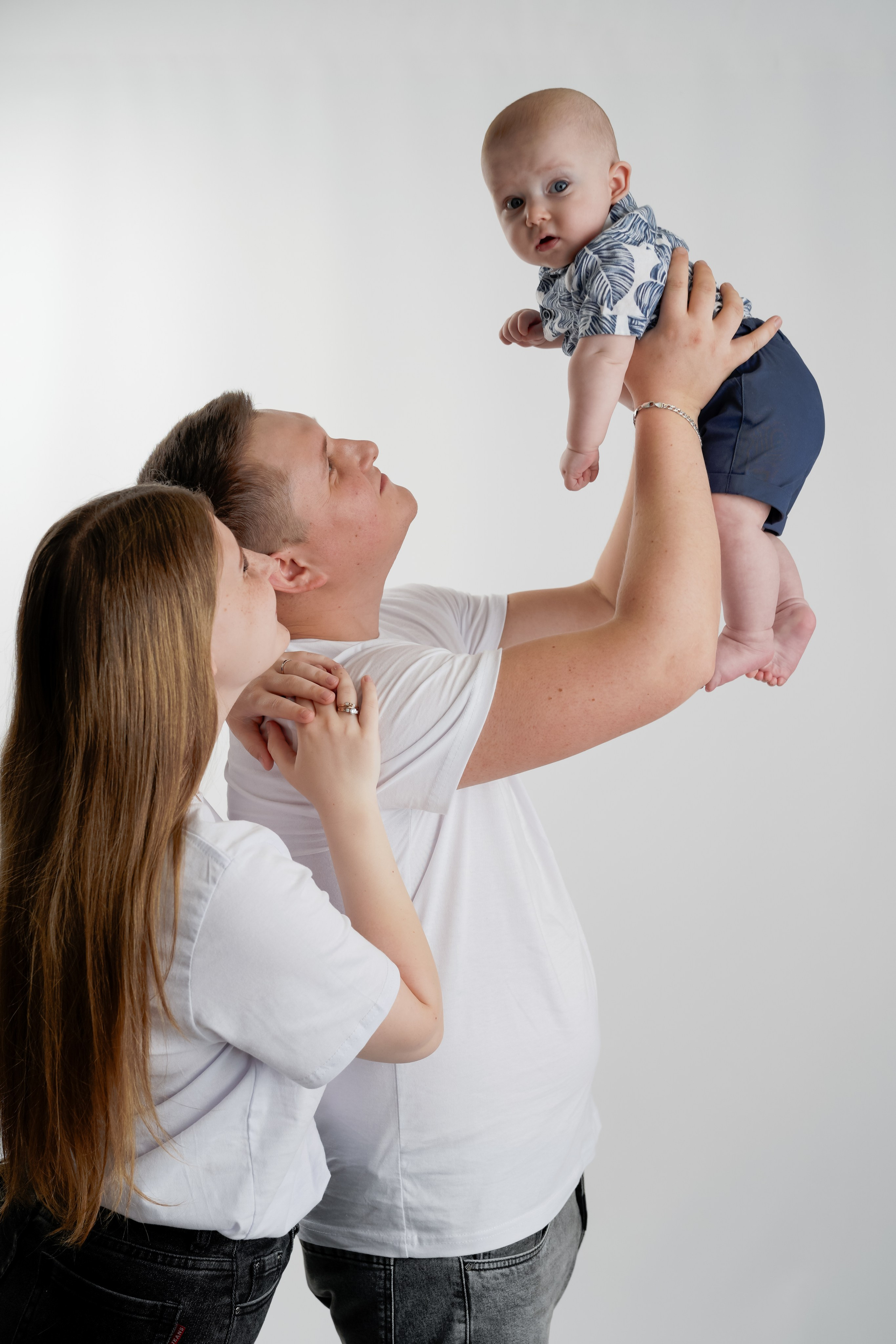 ЭКОНОМ. Фотограф новорожденных, детей до года и беременных в Симферополе