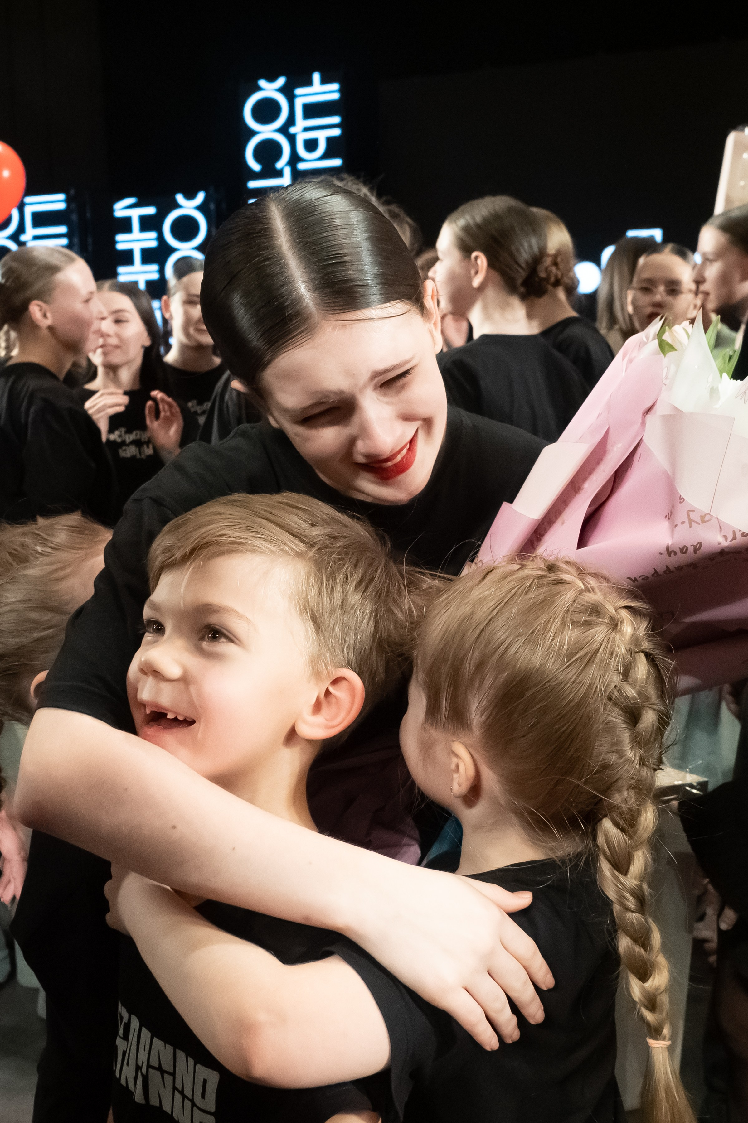 Концерт «Пространные танцы». Репортажный, семейный и детский фотограф в Пензе и Заречном Арина Ермилова. Картины барельеф на заказ