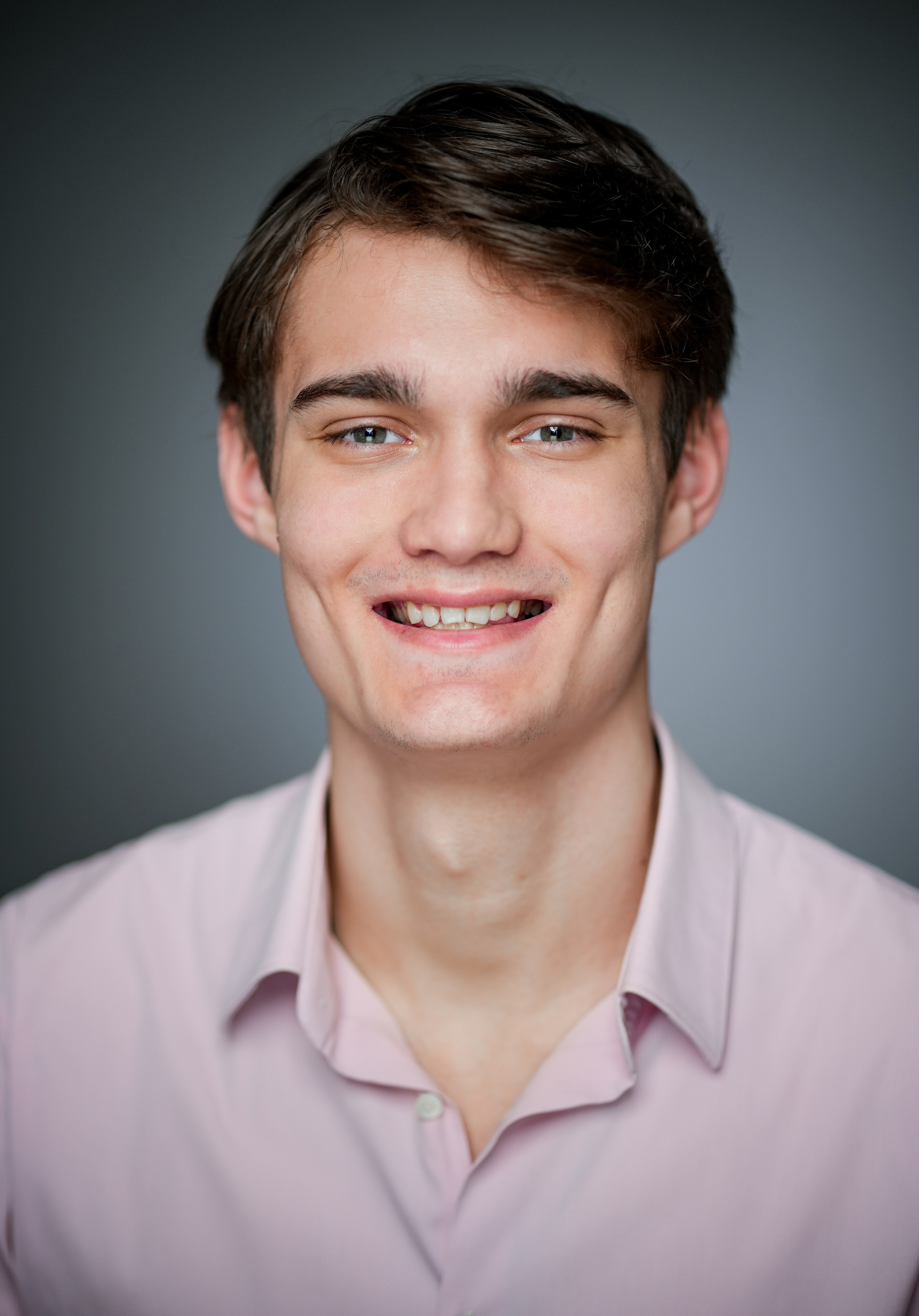 Актёр Максим Дружинин. Портретная съемка в Москве, студийный фотограф Игорь Фомин