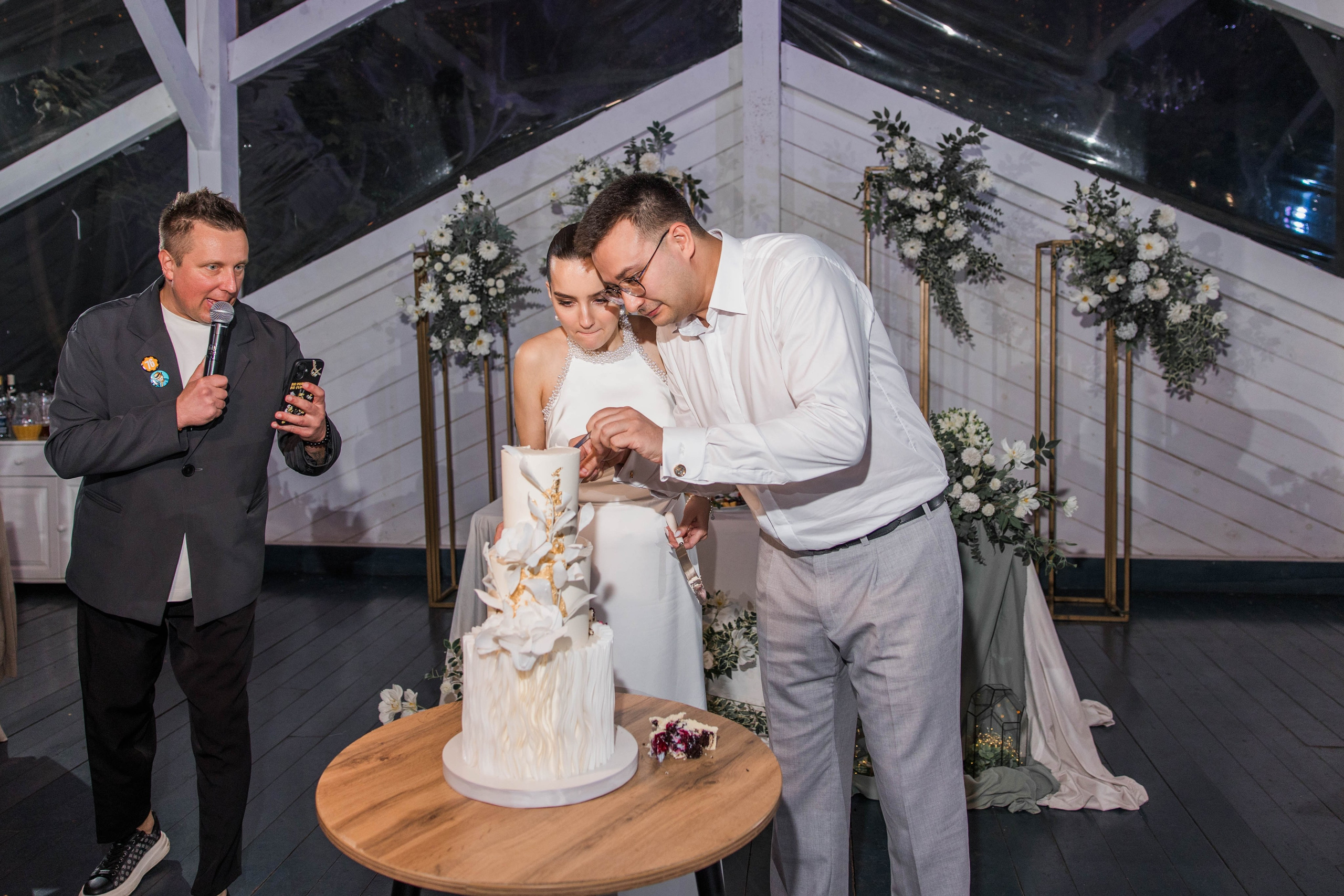 Саша и Юля. Ведущий на свадьбу в Москве Зубков Алексей