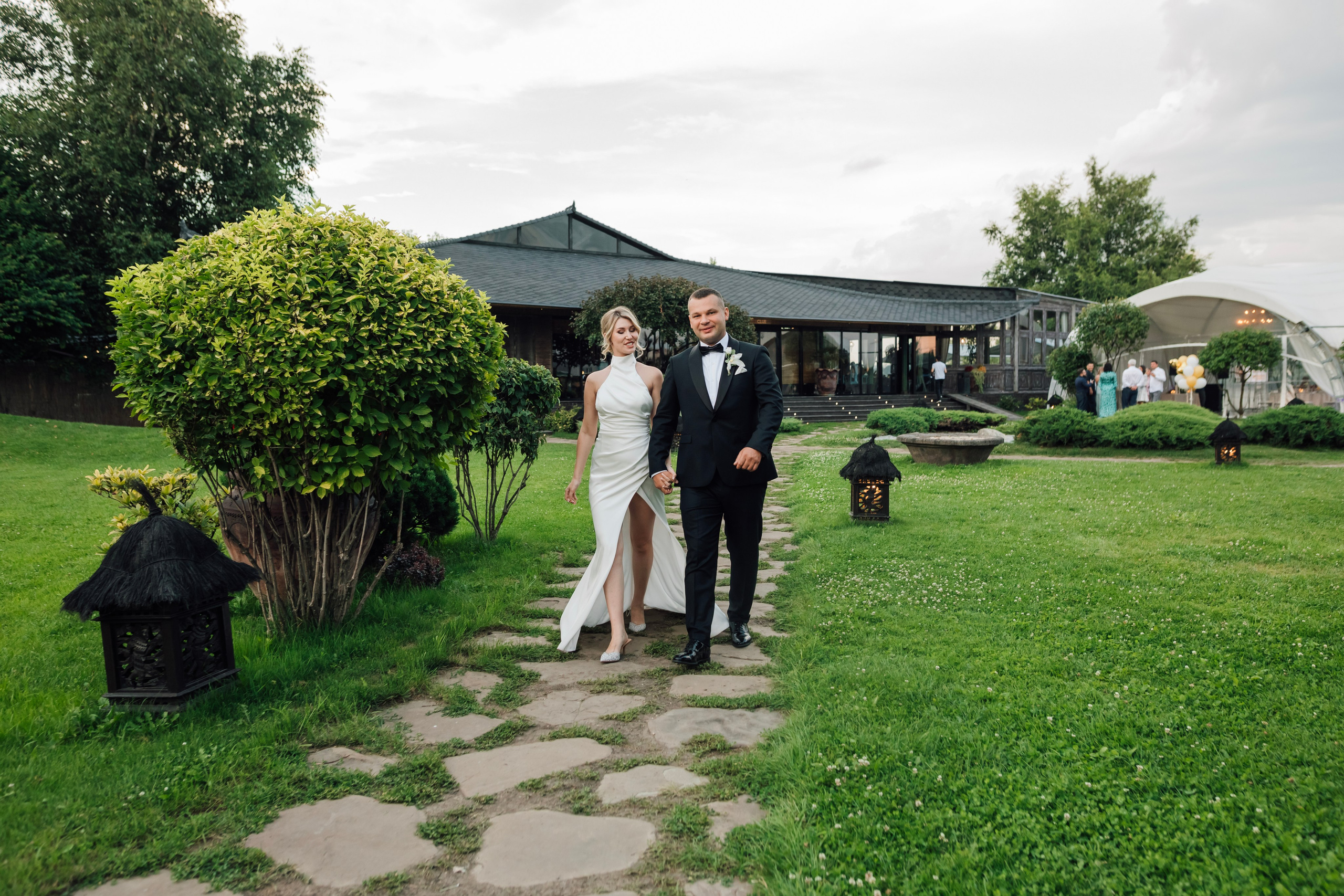 Ольга и Сергей. Свадьба в шатре. Свадебный и семейный фотограф в Москве Евгения Лисина