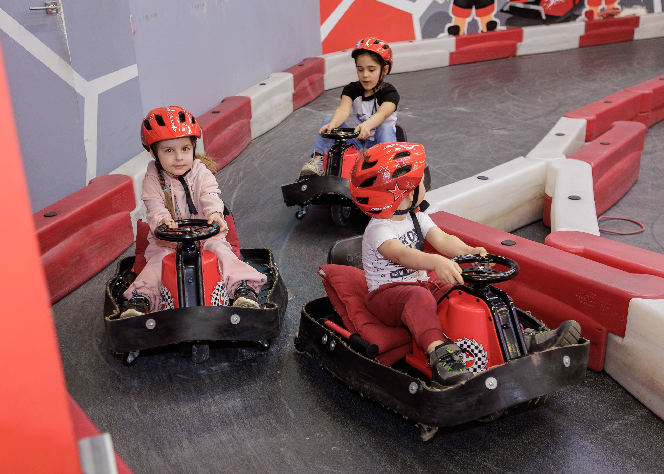 День рождения Дмитрия. Семейный и детский фотограф в Москве Юлия