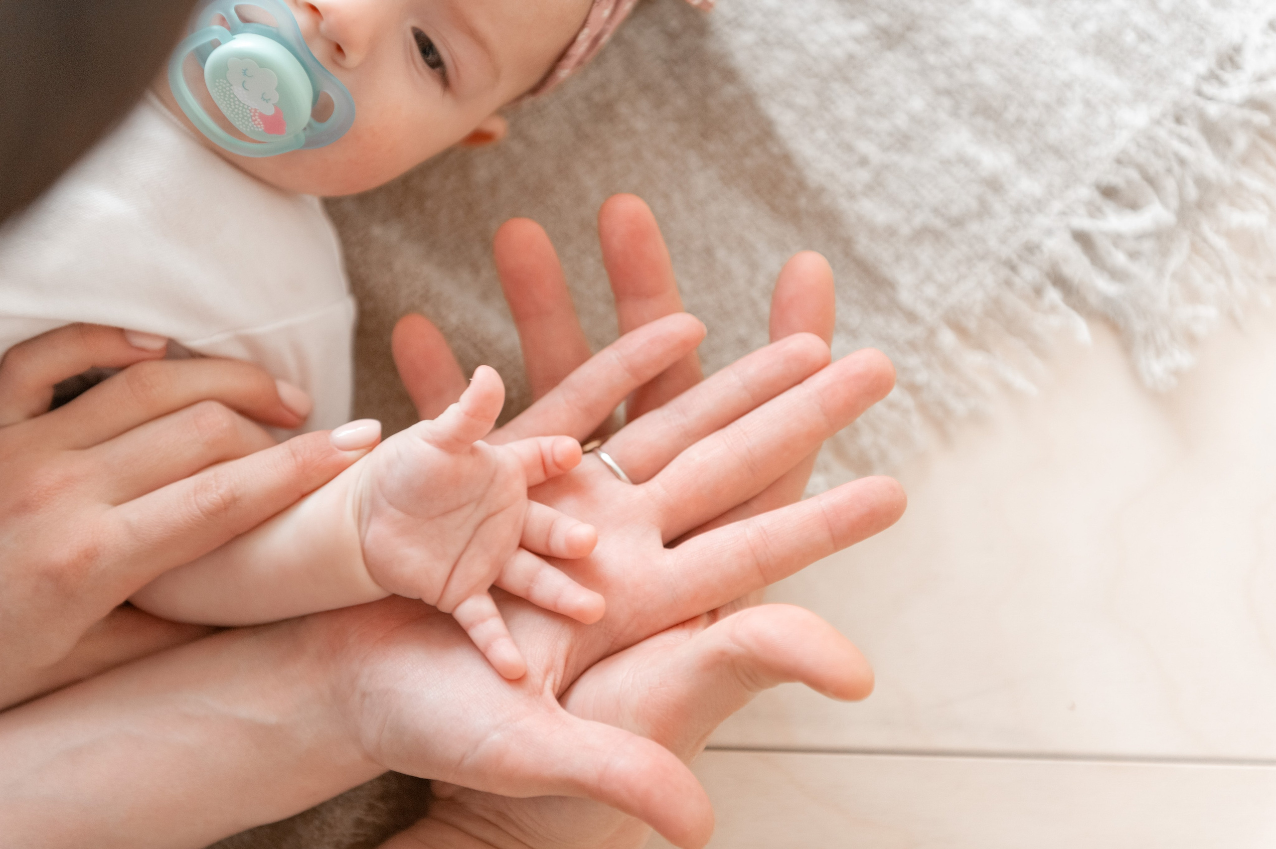 Яна Фарид и Аделина. Семейный и женский фотограф, контент фотосессия в Екатеринбурге