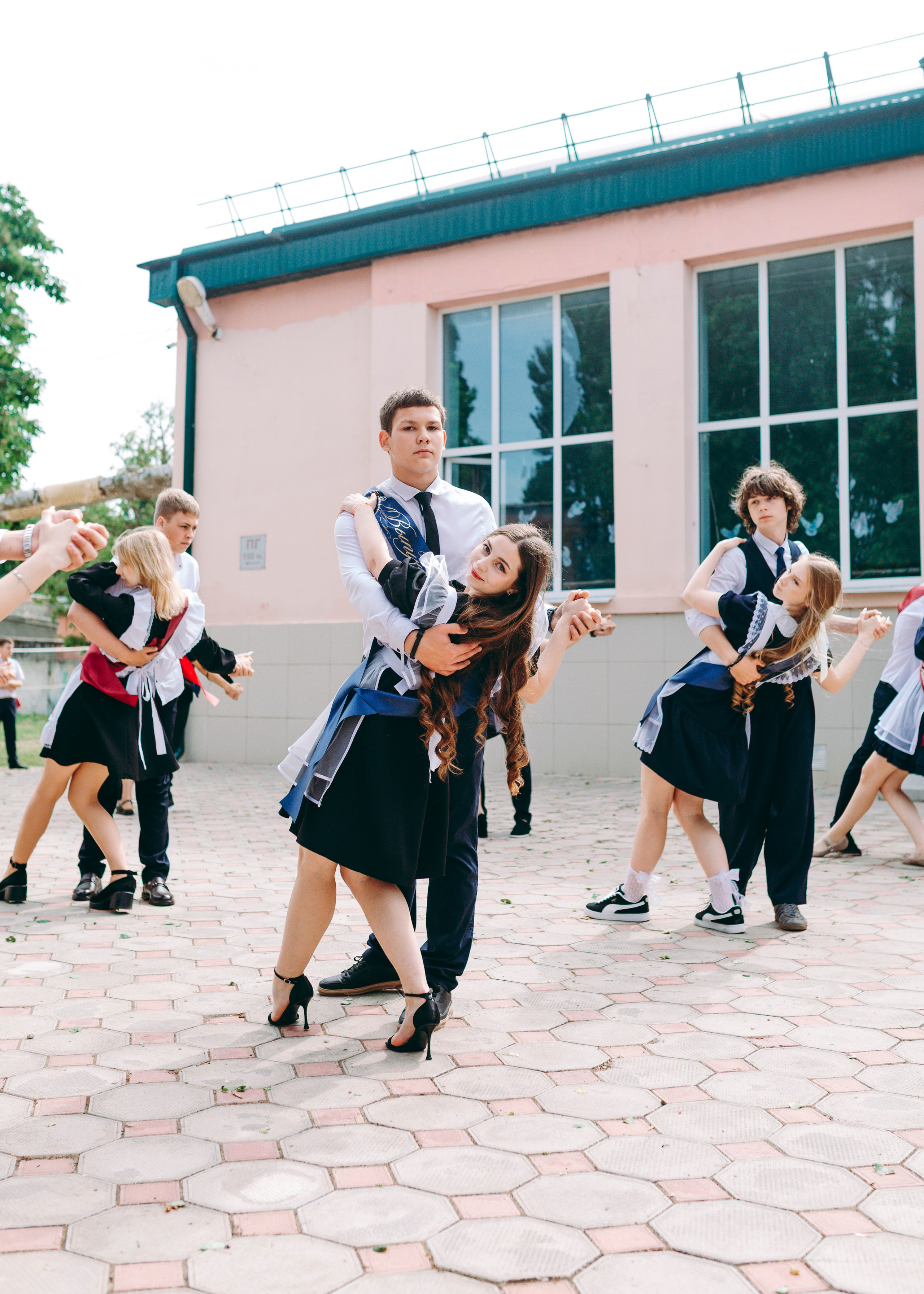 Последний звонок 9 класс. Фотограф в Приморско-Ахтарске Марьяна Чопко