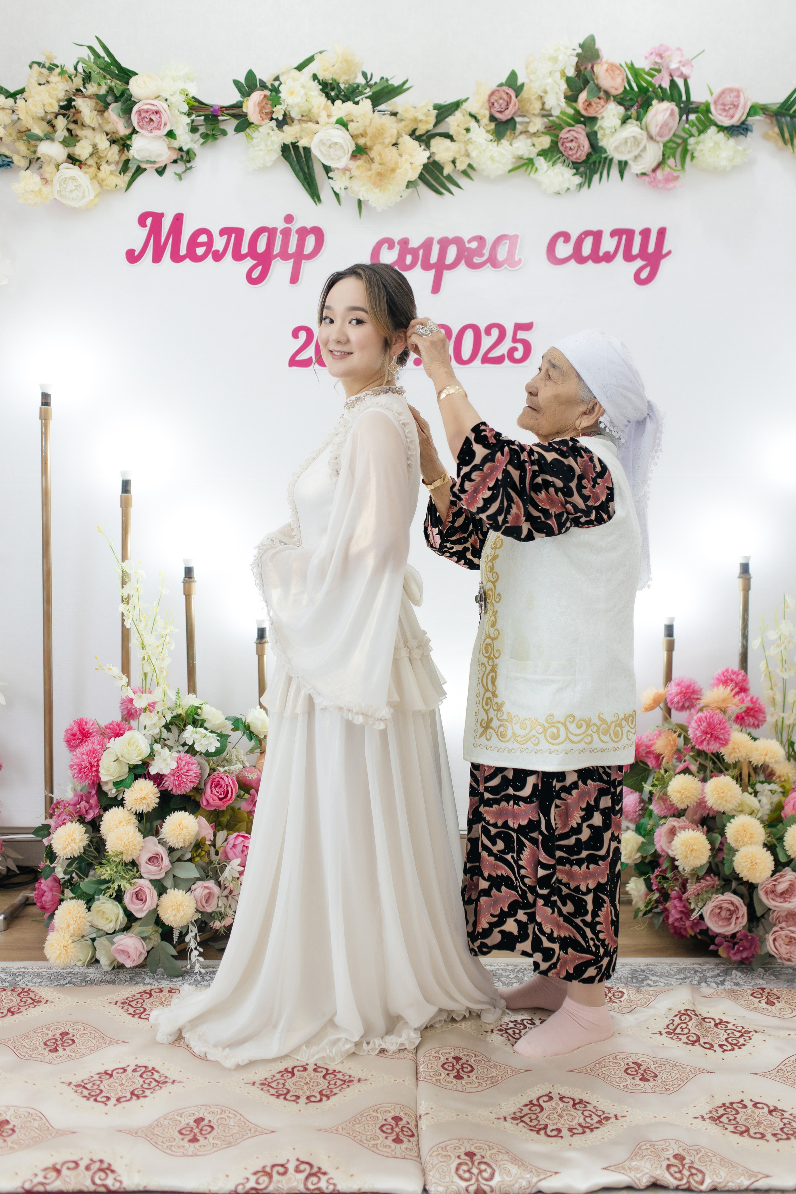 Moldir — syrğa salu. Wedding and Love story Photographer