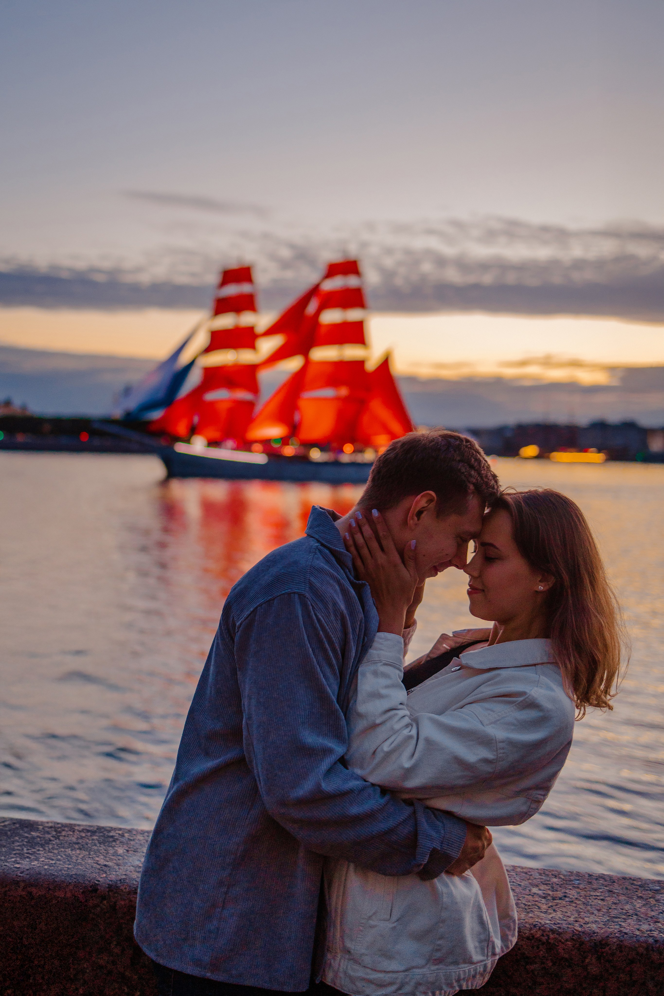 Разводные мосты и Алые паруса. Свадебный фотограф Санкт-Петербург — Юлия Малькова