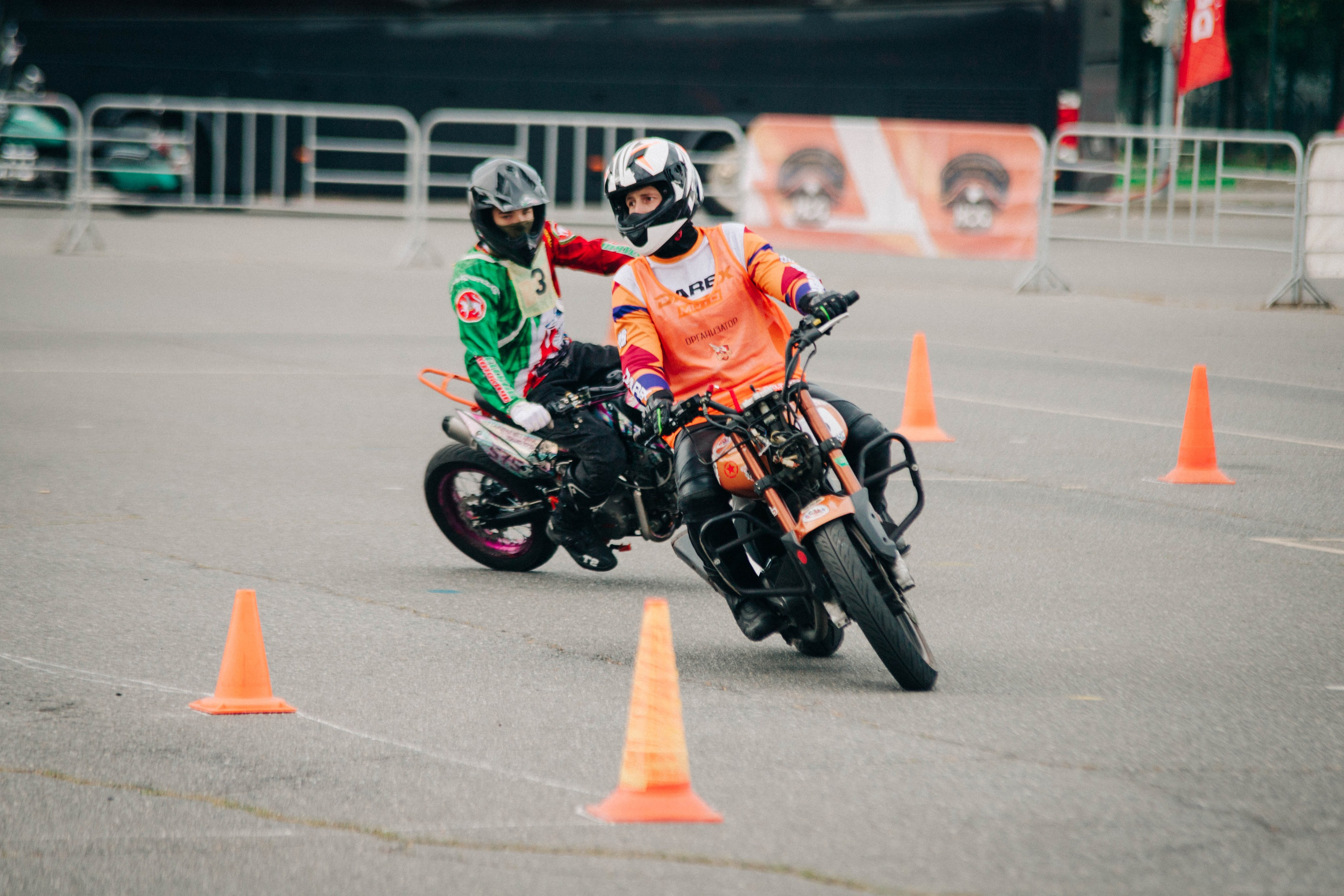 Соревнования по мотоджимхане. Портретный и репортажный фотограф Елизавета Рудовская|Казань