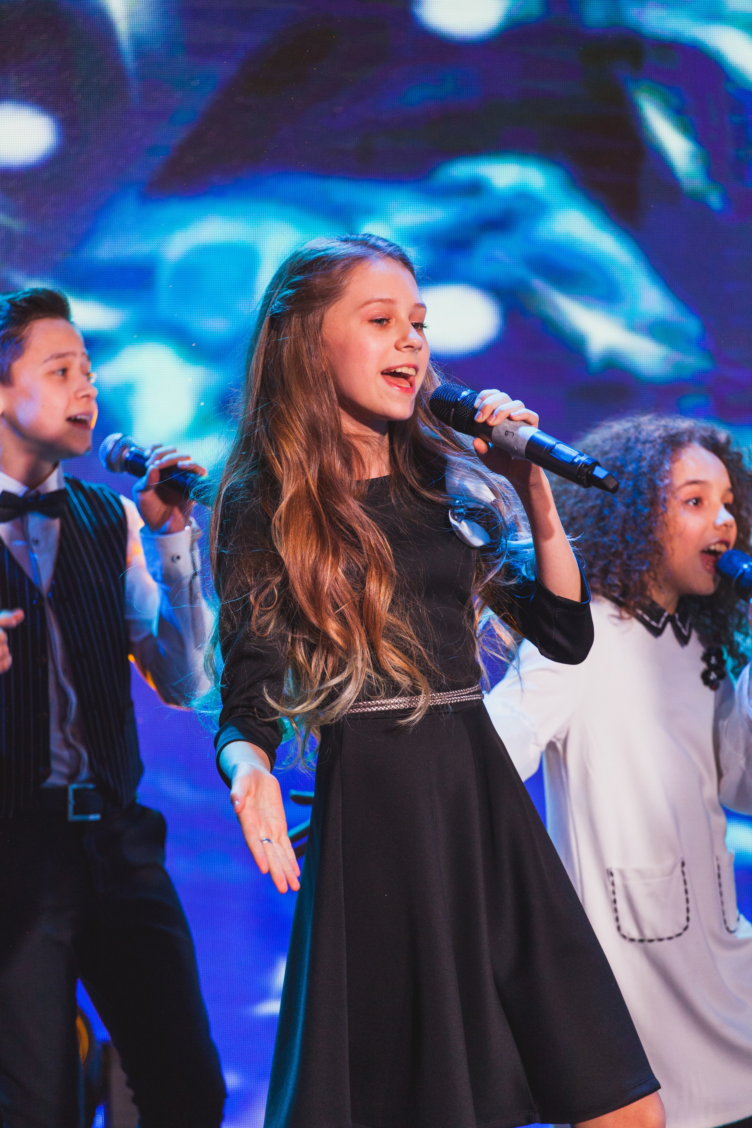 О2ТВ группа СТРАНА. Видеооператор/Фотограф Николай Завьялов