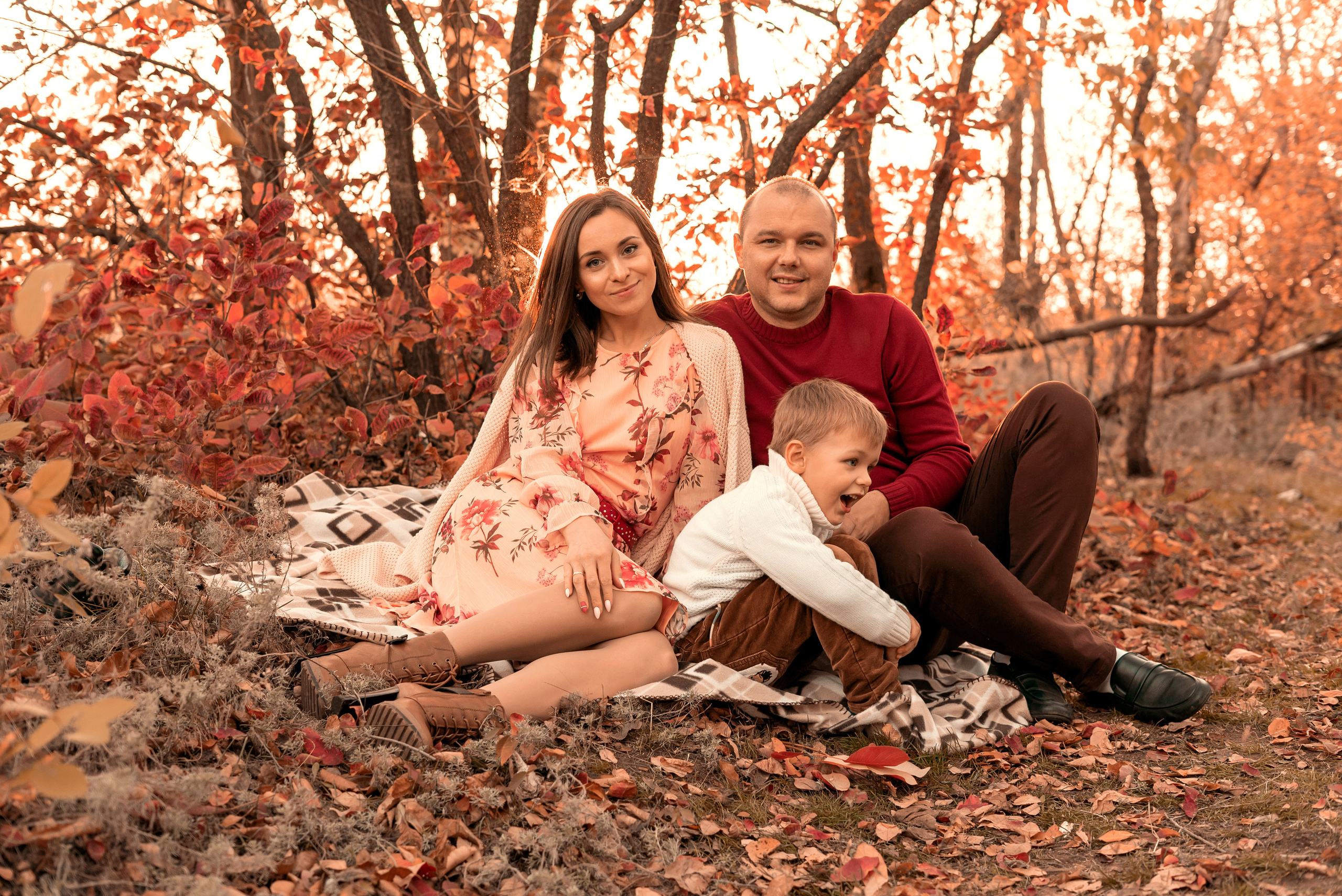 В багровом лесу. Семейный и свадебный фотограф Адыгея Краснодар