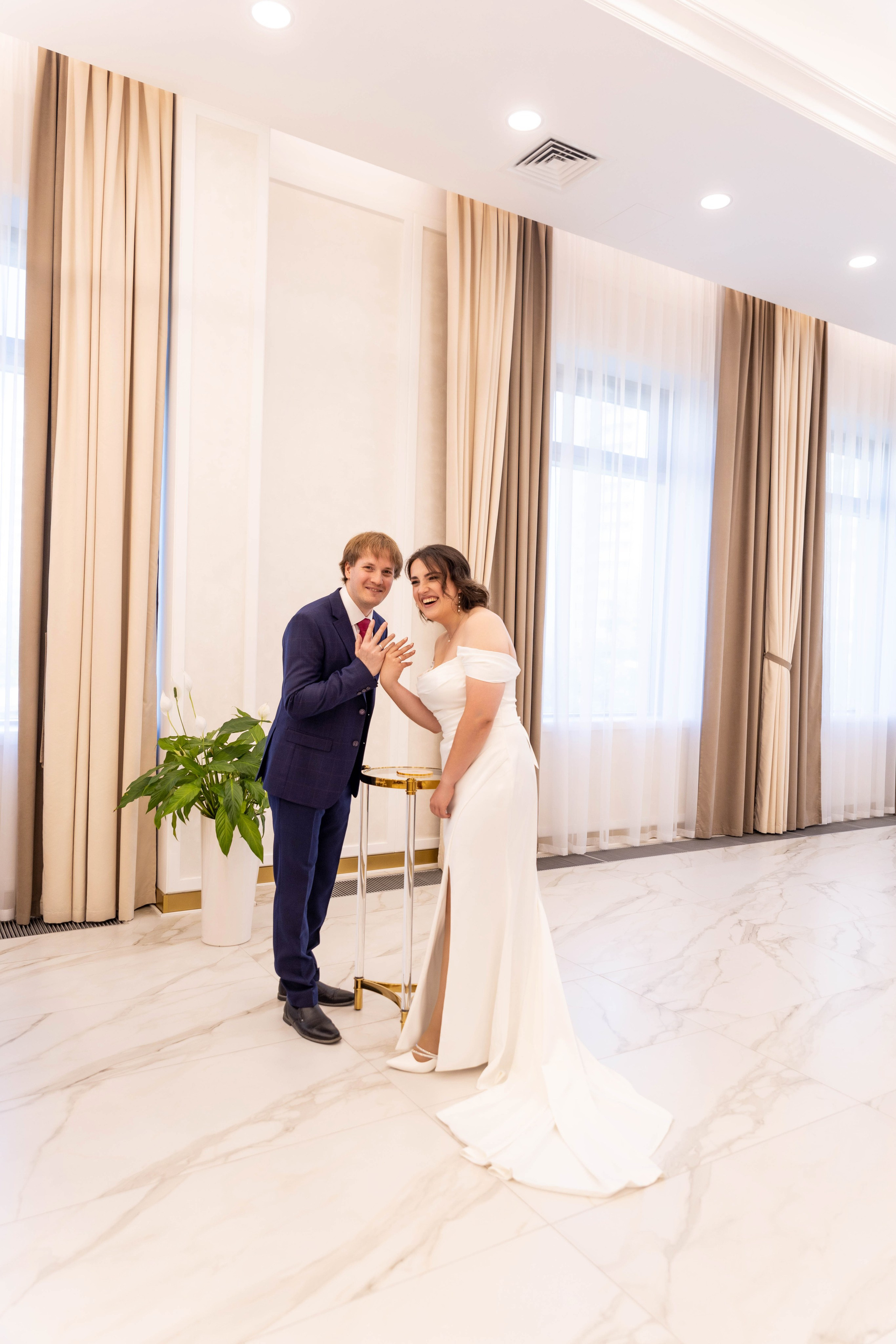 Свадебный день в Москве. Свадебный фотограф Александра Мяскова