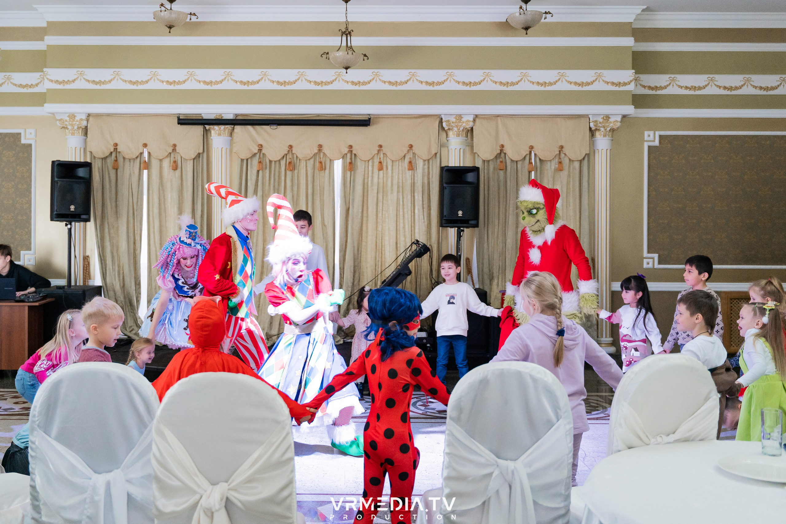 ЗИМНЯЯ СКАЗКА в ресторане «Империя»