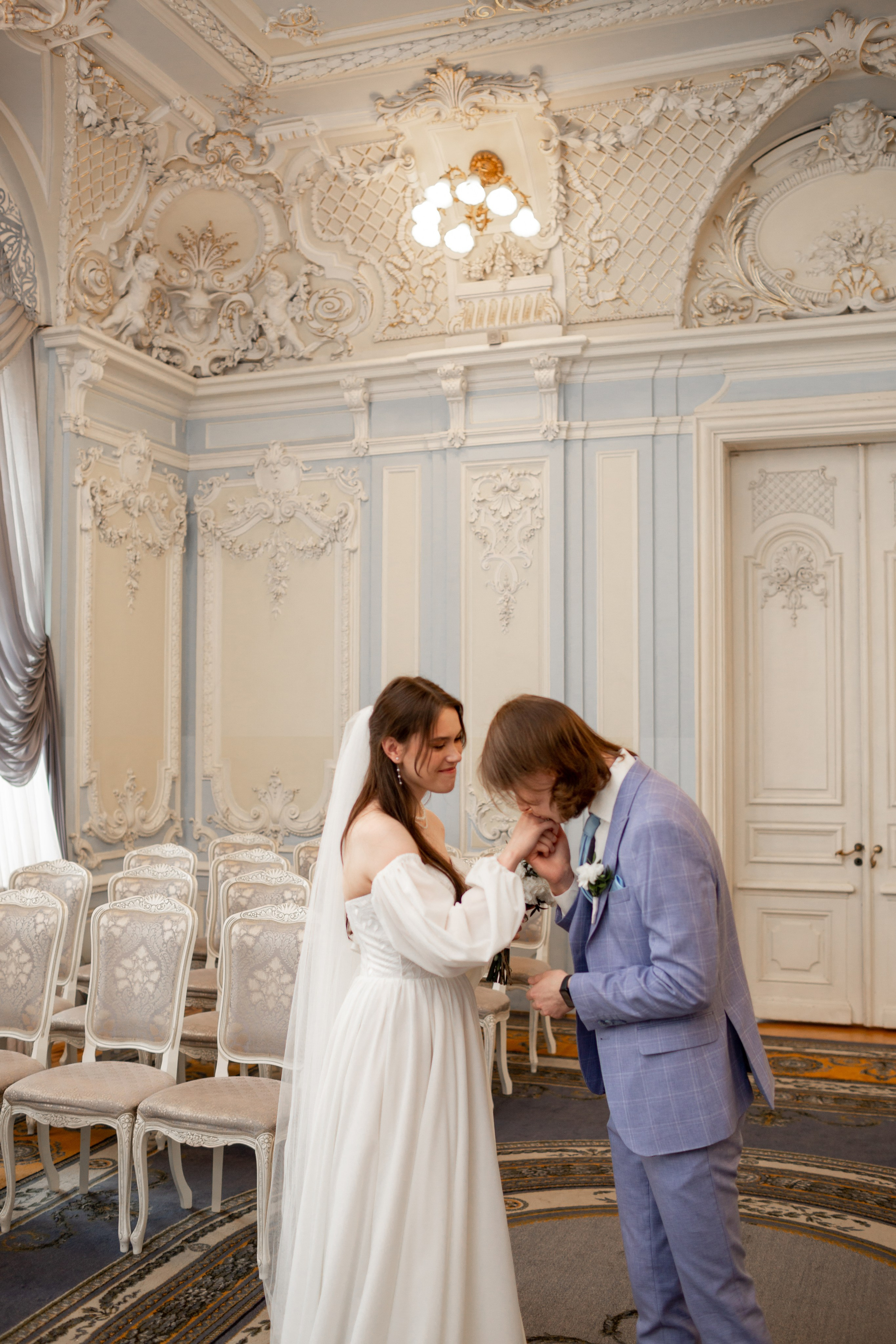 Свадебная фотосессия во Дворце на Фурштатской. Свадебный фотограф Кирилл Белый