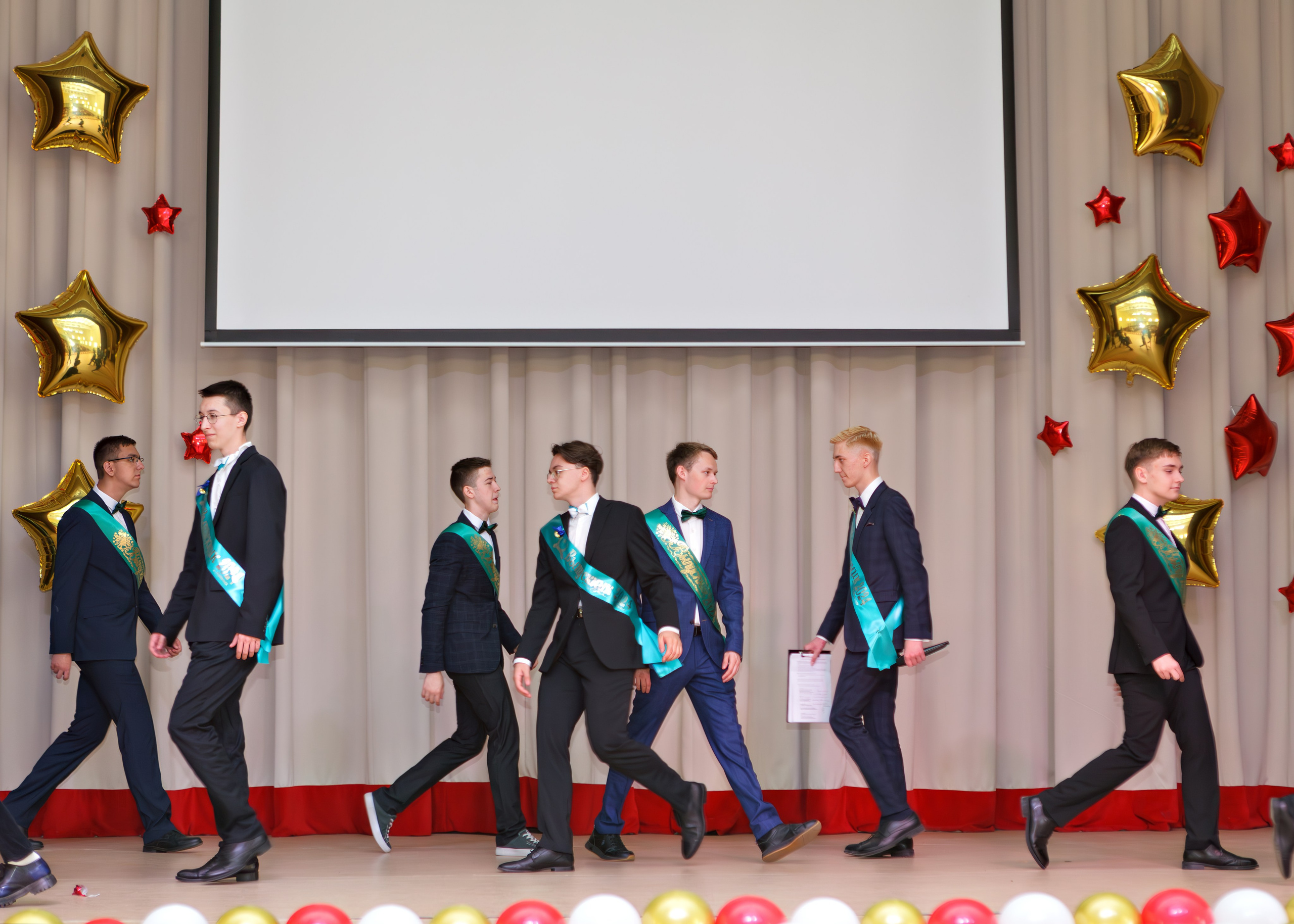 Гимназия № 7, г. Подольск, Последний звонок, 11 класс. Выпускные альбомы и школьный фотограф в Подольске, Троицке, Щербинке, Москве и Московской области